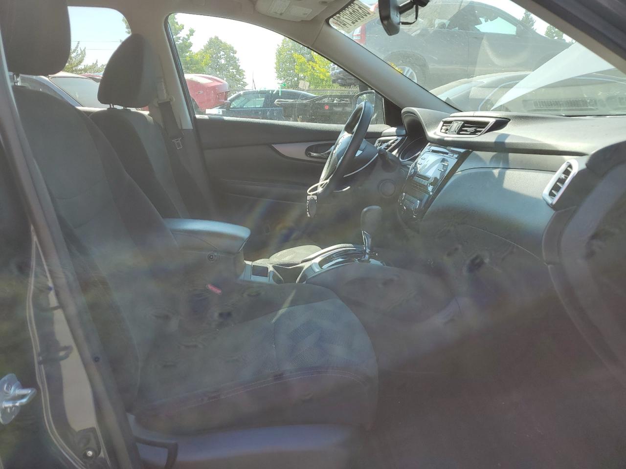 2015 Nissan Rogue S VIN: 5N1AT2MV8FC883734 Lot: 63660214