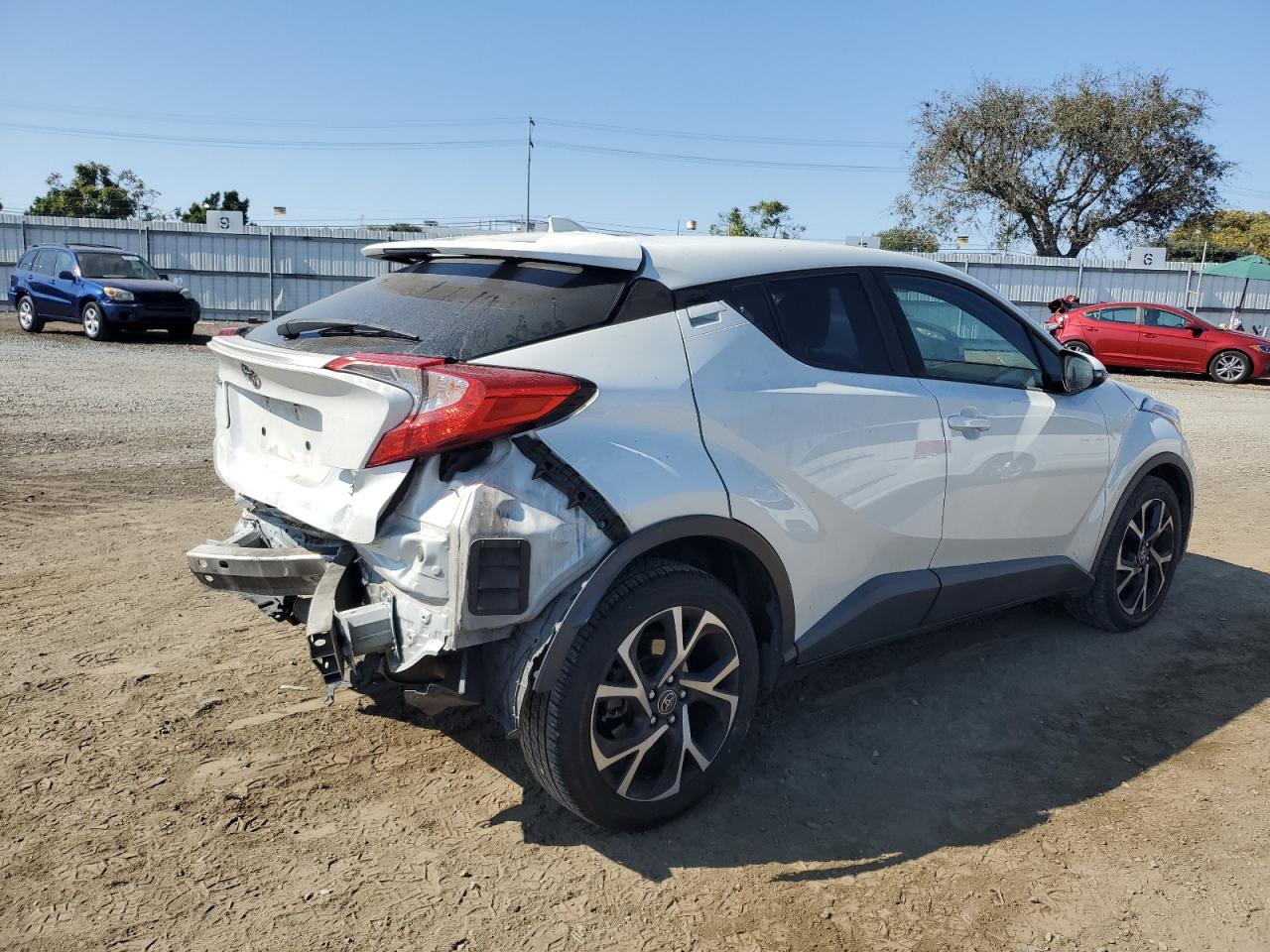 2018 Toyota C-Hr Xle VIN: NMTKHMBX7JR057117 Lot: 65153704
