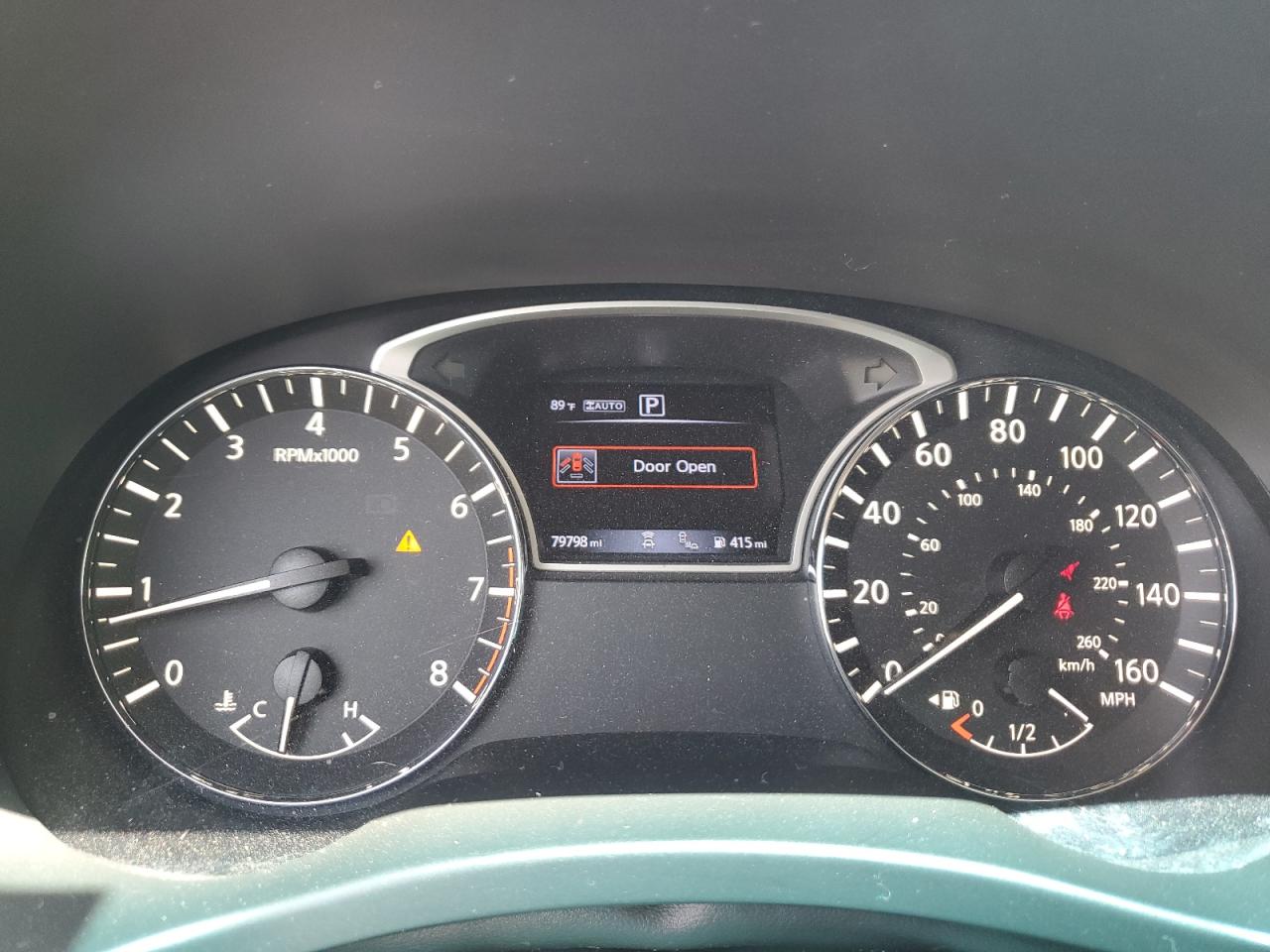 2018 Nissan Pathfinder S VIN: 5N1DR2MM3JC624371 Lot: 64105374