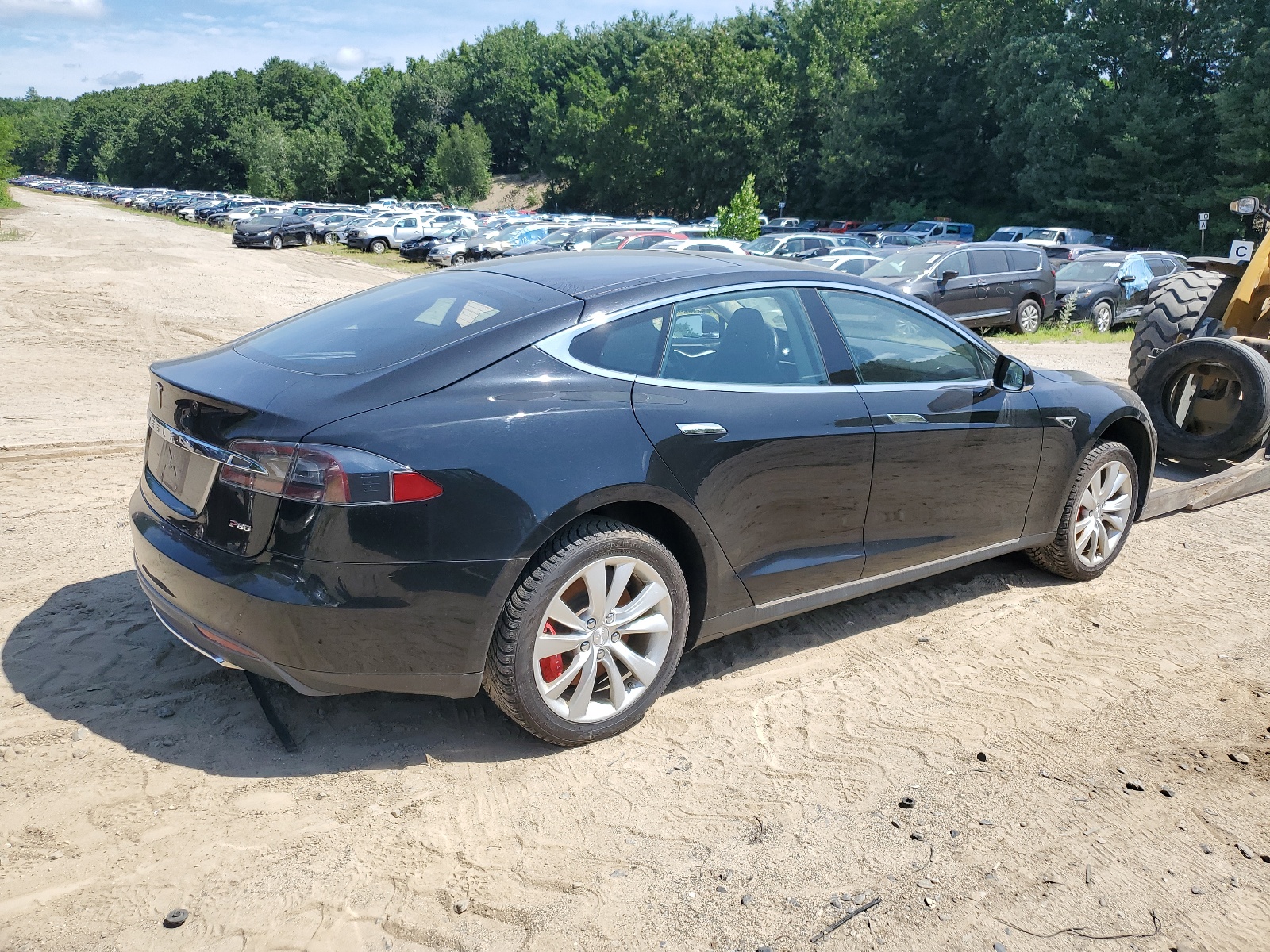 2014 Tesla Model S vin: 5YJSA1H16EFP35115