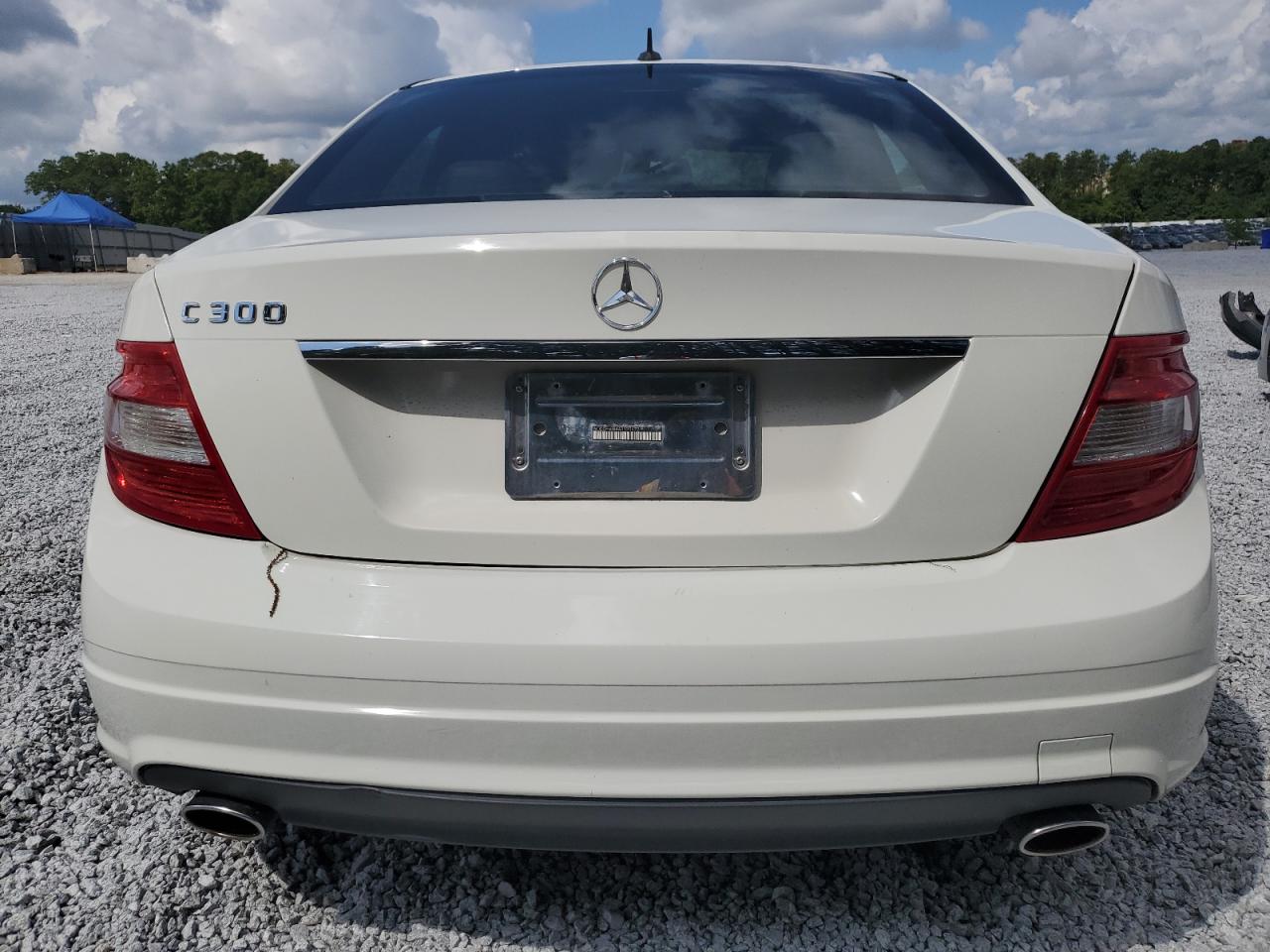 2010 Mercedes-Benz C 300 VIN: WDDGF5EB4AR120472 Lot: 62002974