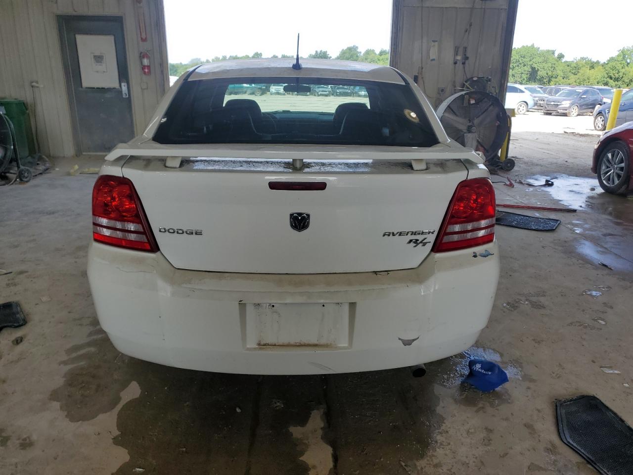 2010 Dodge Avenger R/T VIN: 1B3CC5FB1AN141739 Lot: 64979704