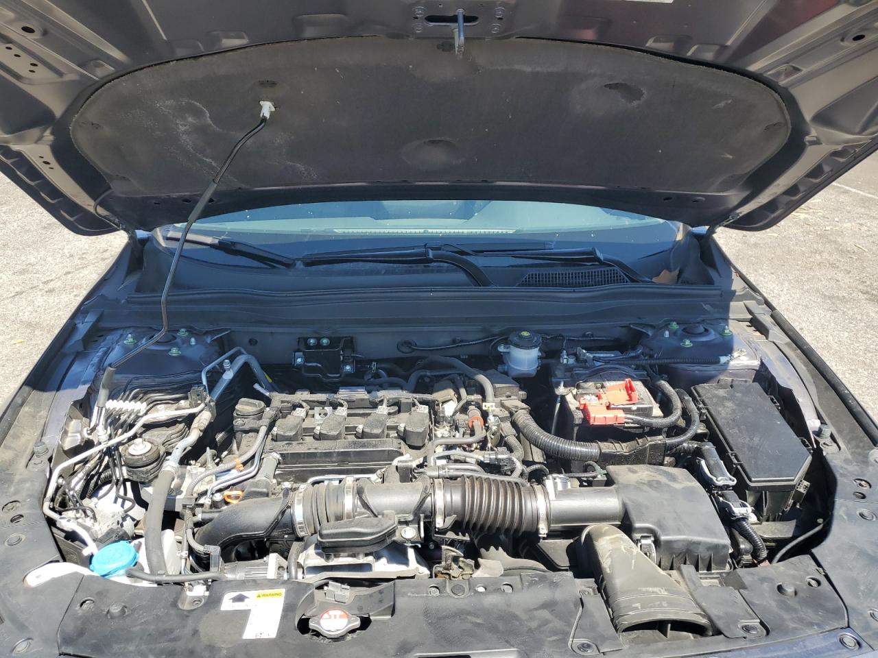 2022 Honda Accord Lx VIN: 1HGCV1F1XNA010557 Lot: 64902534