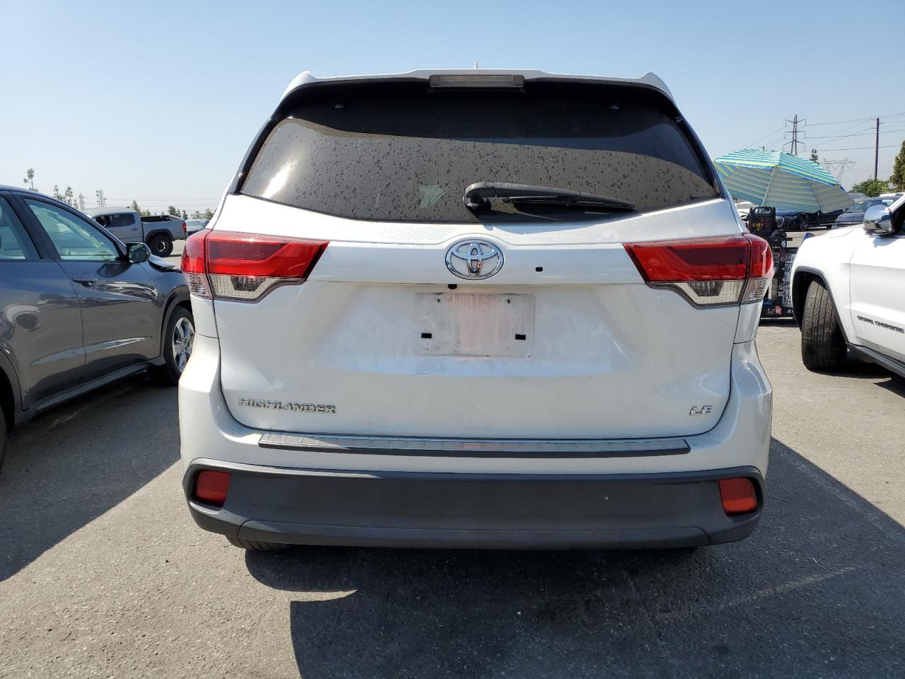2018 Toyota Highlander - Image 6