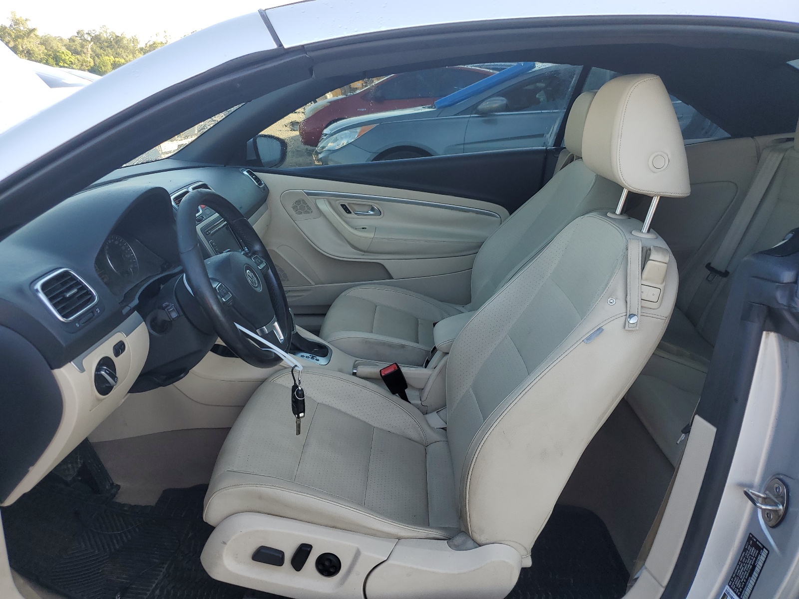 WVWBW7AH1CV003033 2012 Volkswagen Eos Komfort