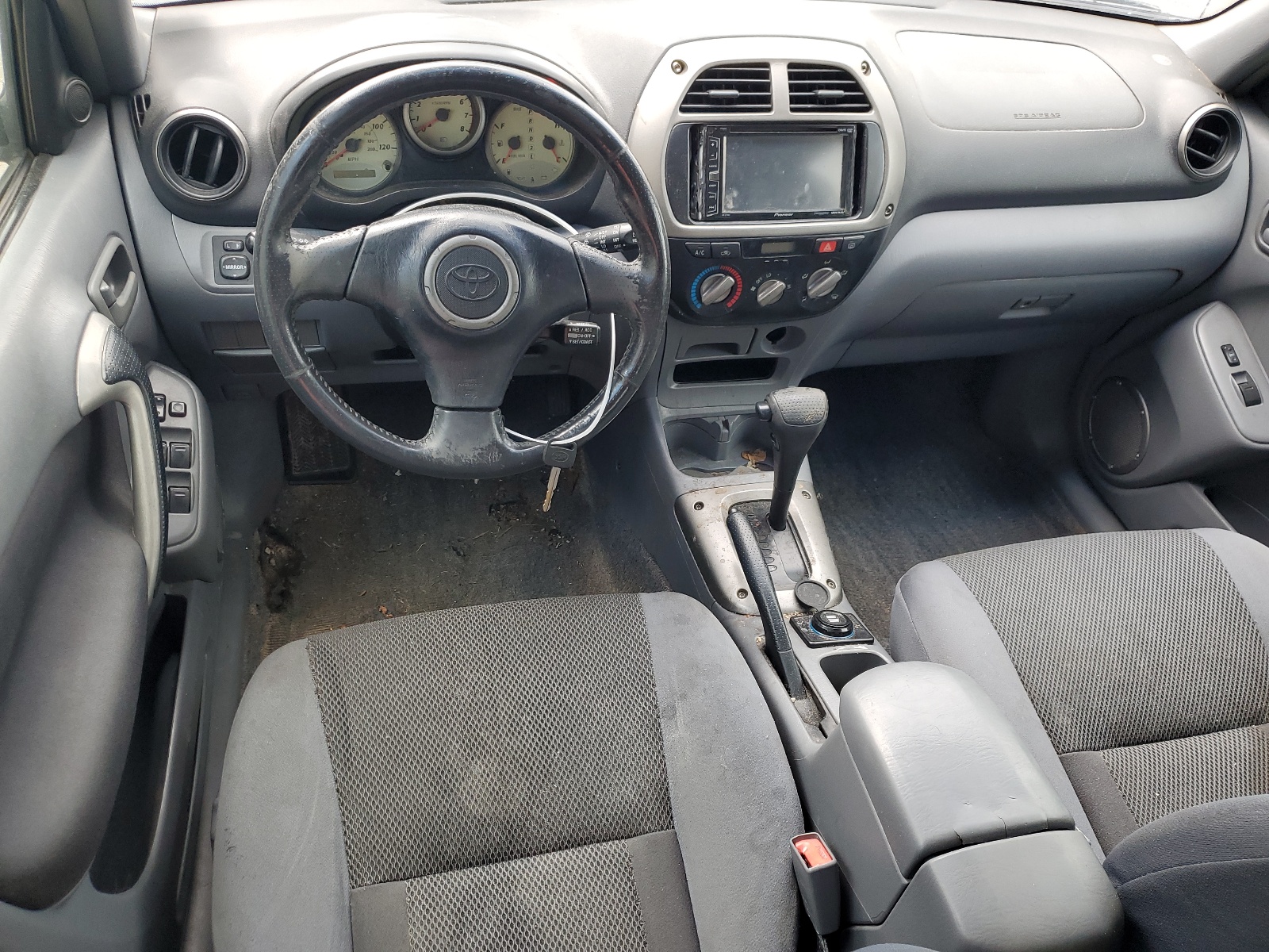 JTEGH20V930105764 2003 Toyota Rav4