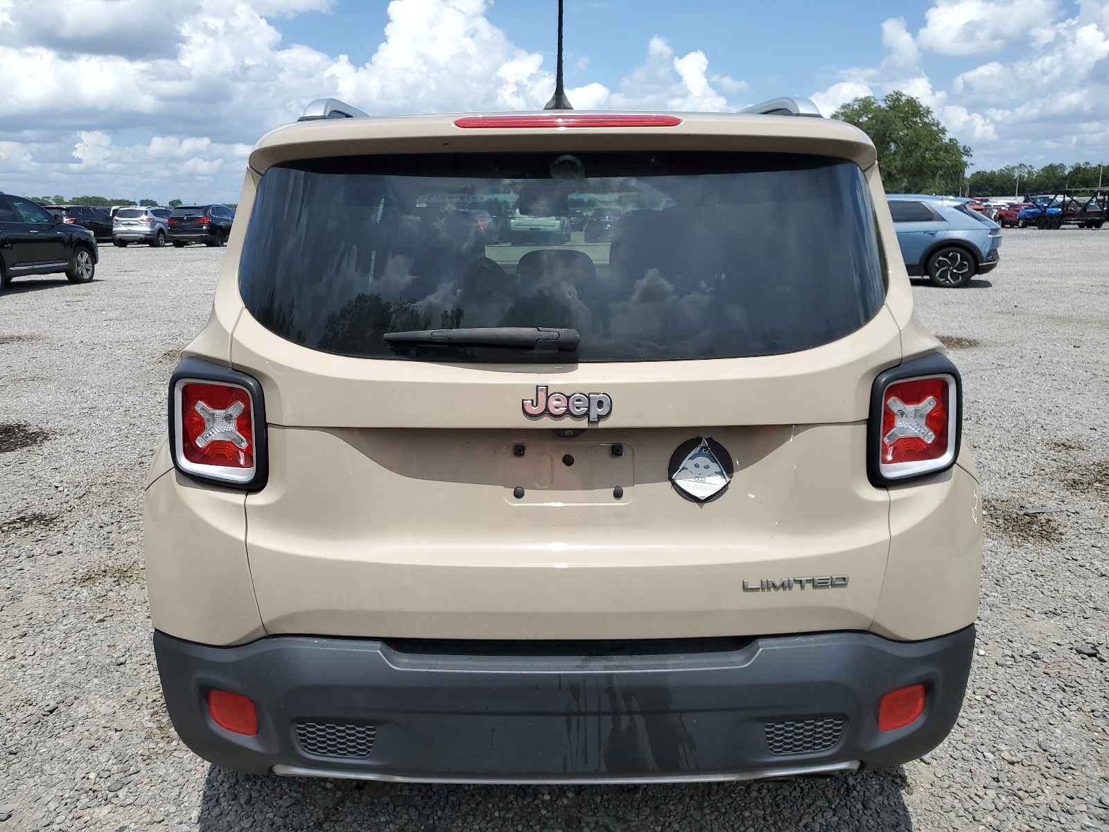 ZACCJADT9FPC11429 2015 Jeep Renegade Limited