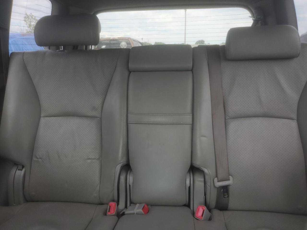 2005 Toyota Highlander Limited VIN: JTEEP21A850099237 Lot: 61966524