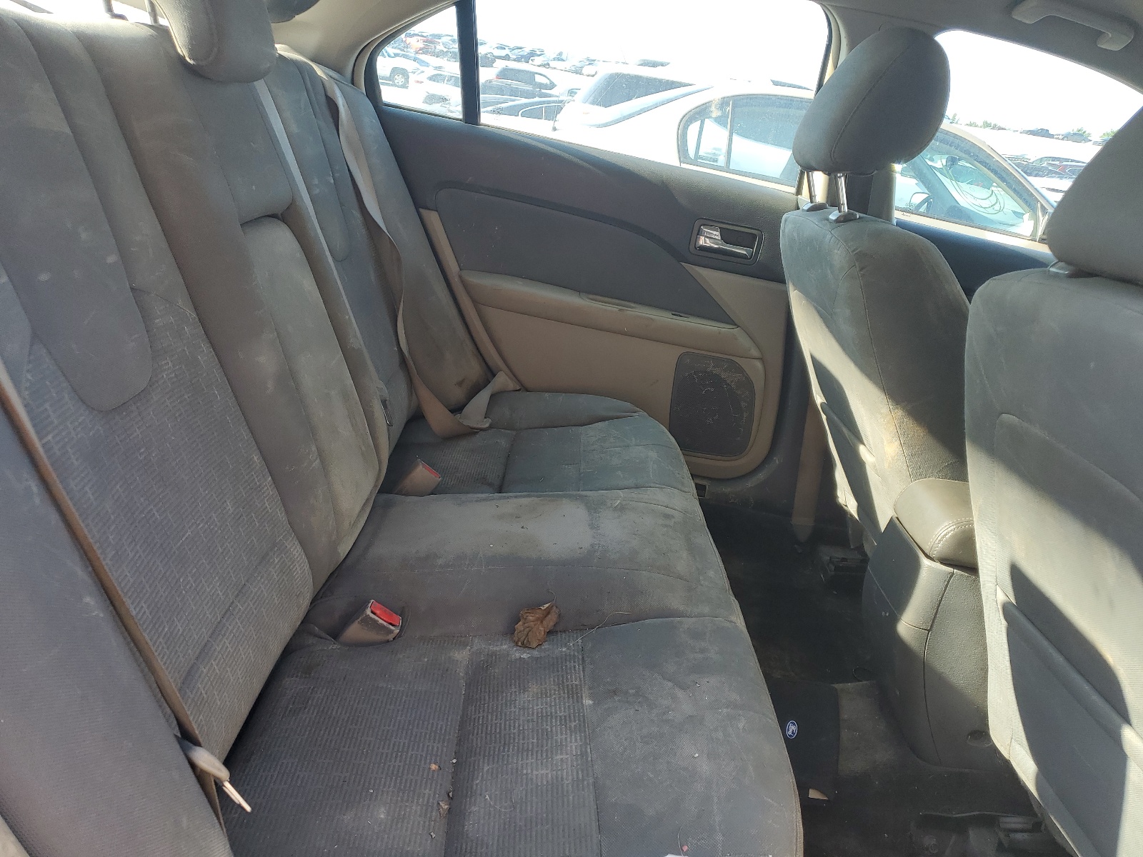 3FAHP0HG1CR119718 2012 Ford Fusion Se