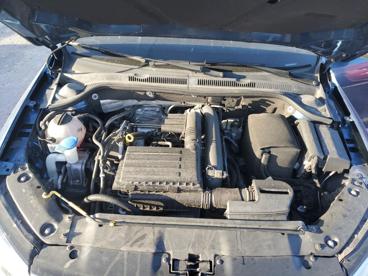 2017 Volkswagen Jetta - Image 11
