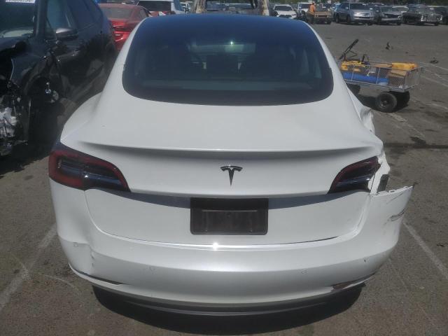  TESLA MODEL 3 2021 Biały