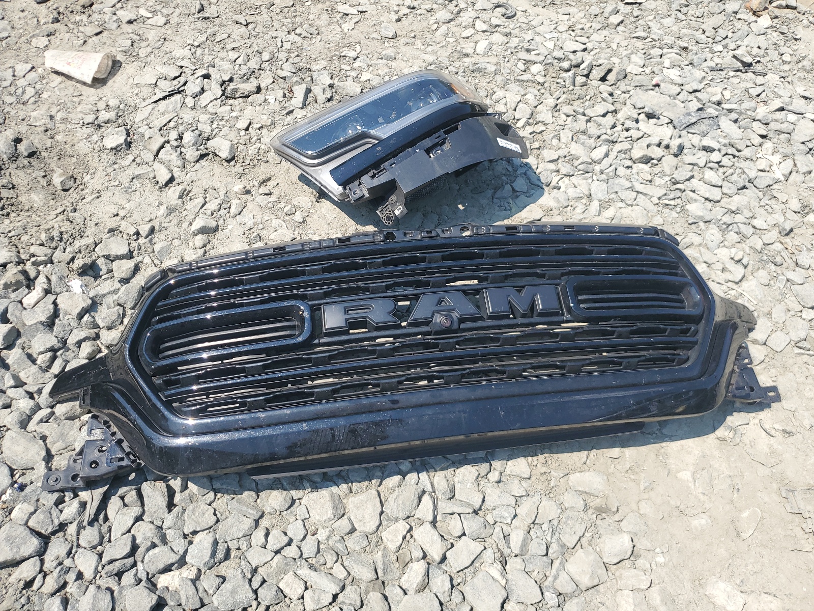 1C6SRFHT0MN605992 2021 Ram 1500 Limited