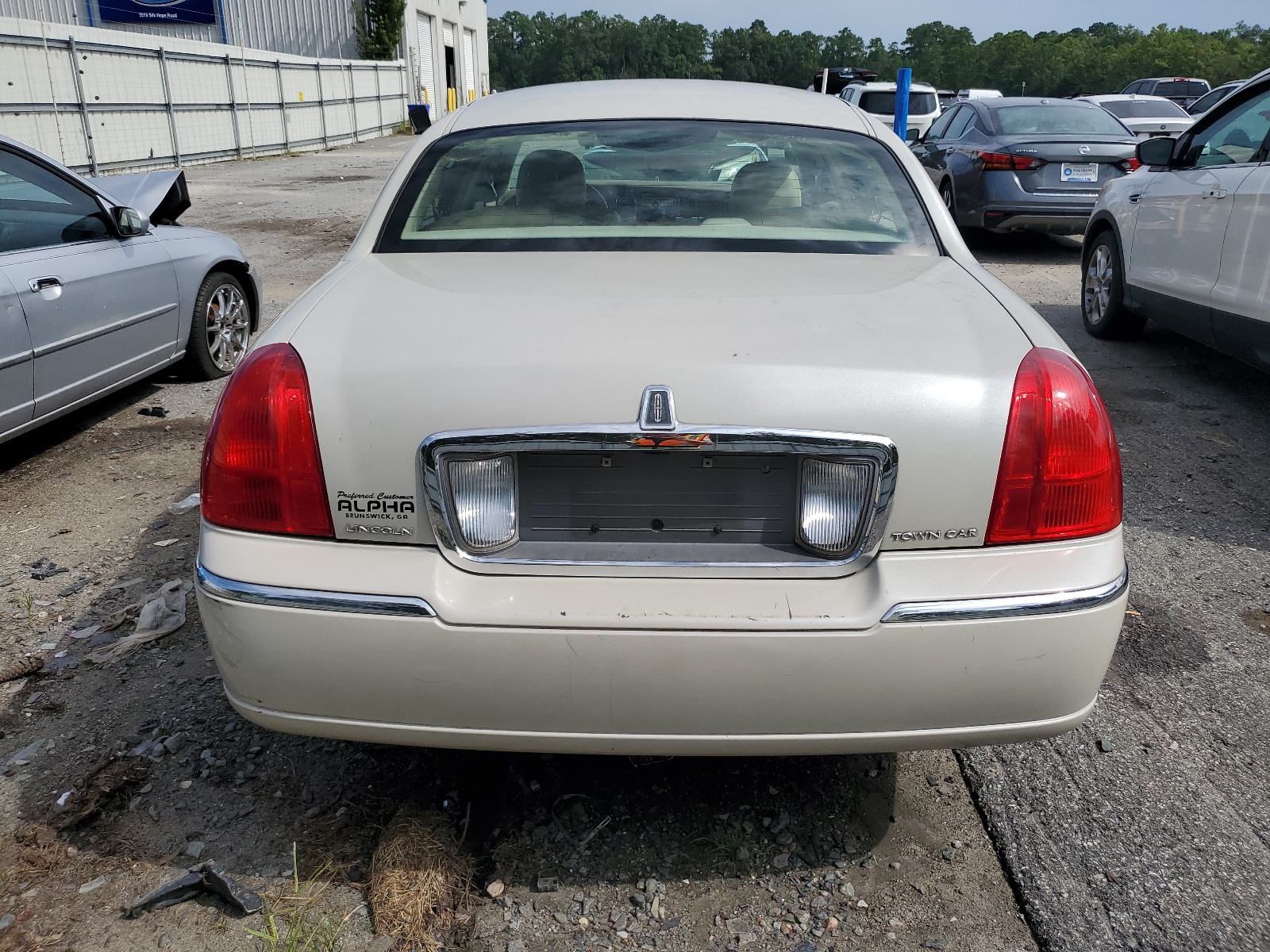 1LNHM81V26Y646291 2006 Lincoln Town Car Signature