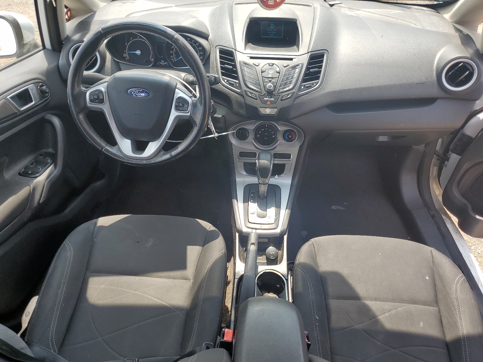 3FADP4EJXFM222367 2015 Ford Fiesta Se