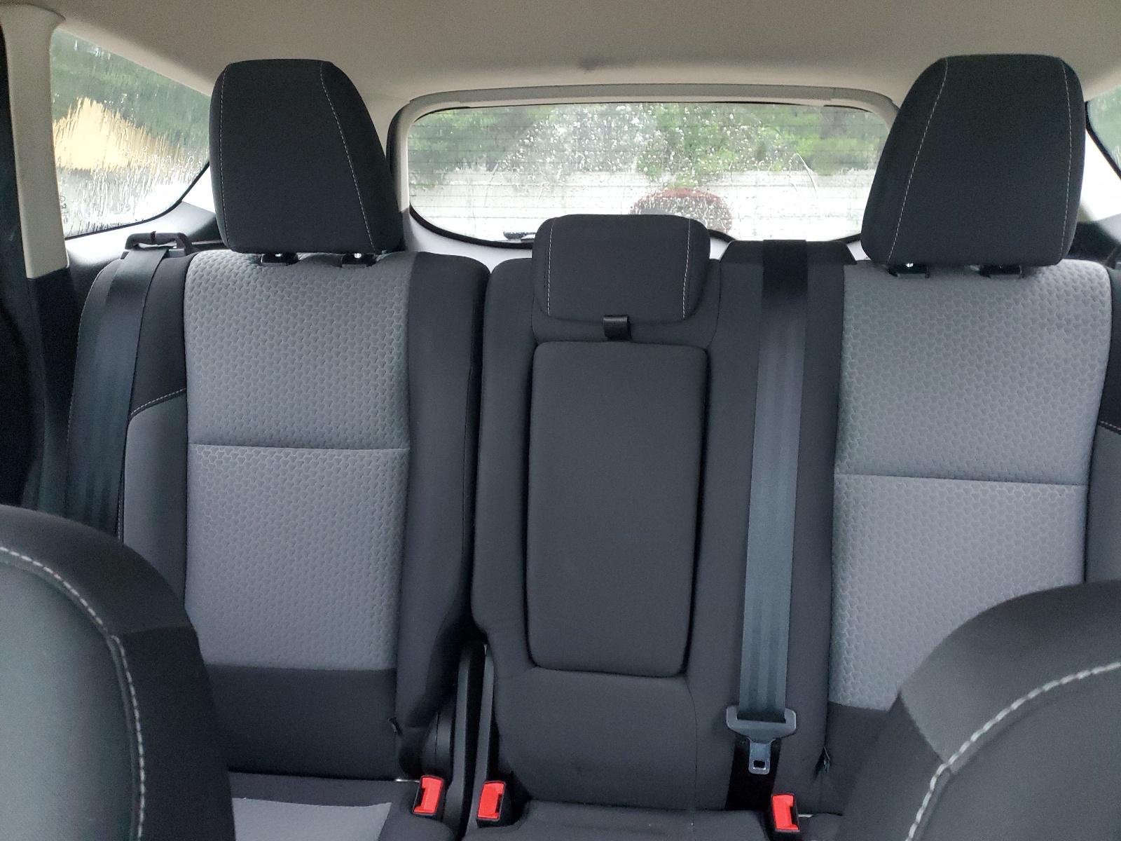 1FMCU9GDXKUB92825 2019 Ford Escape Se