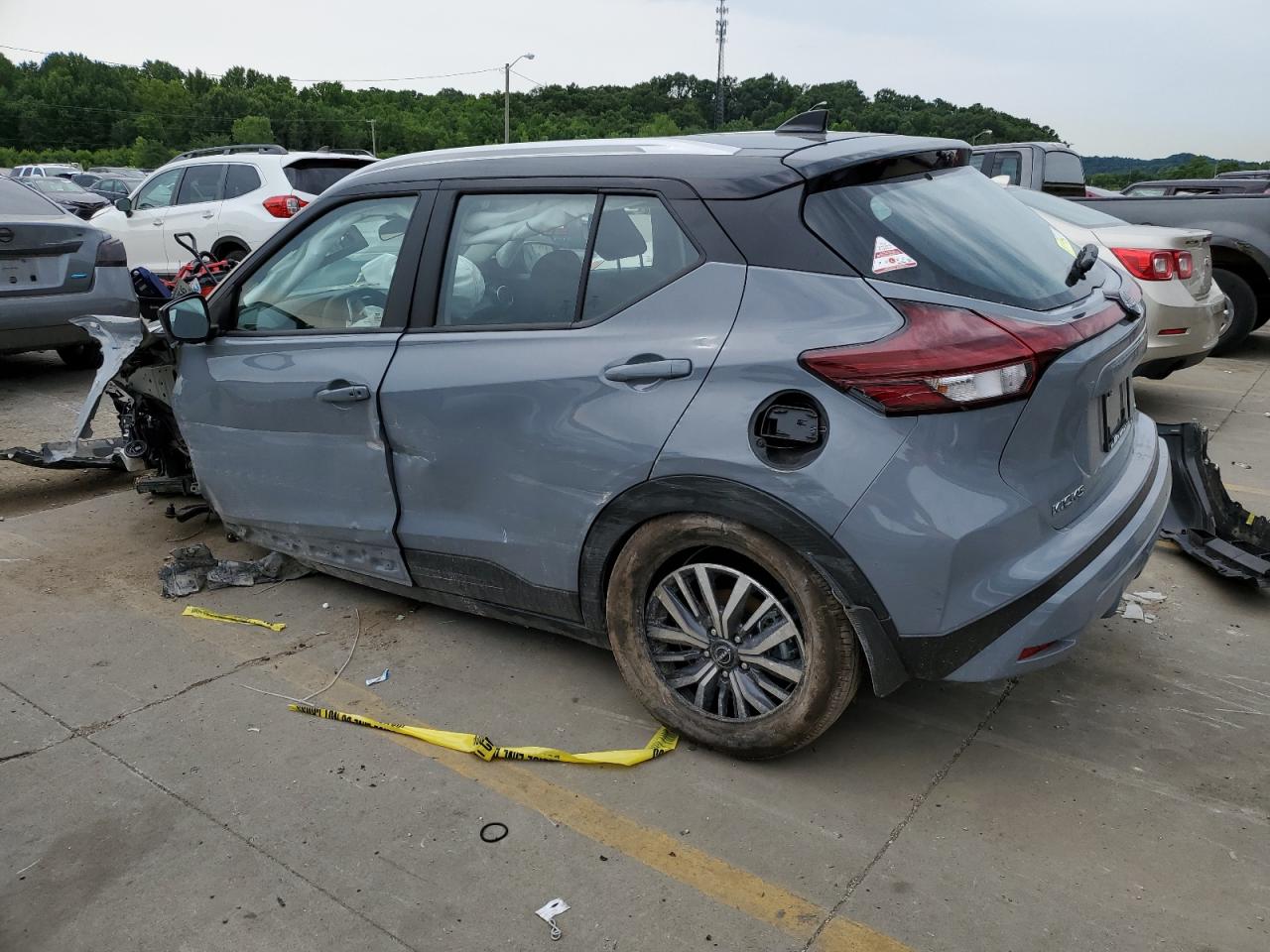 2024 Nissan Kicks - Image 2