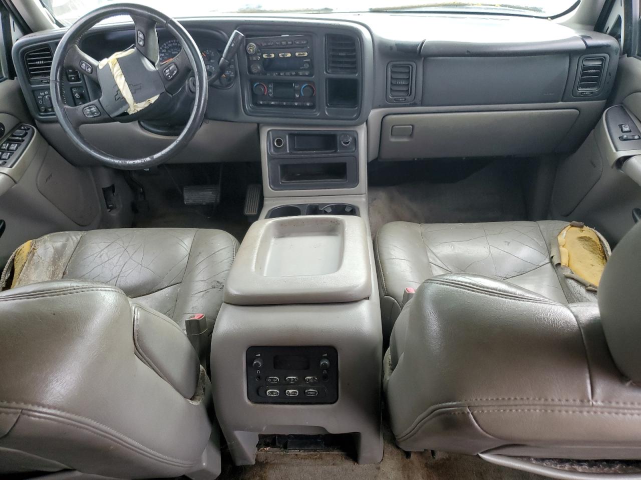 2004 Chevrolet Tahoe K1500 VIN: 1GNEK13Z74R129703 Lot: 63645854