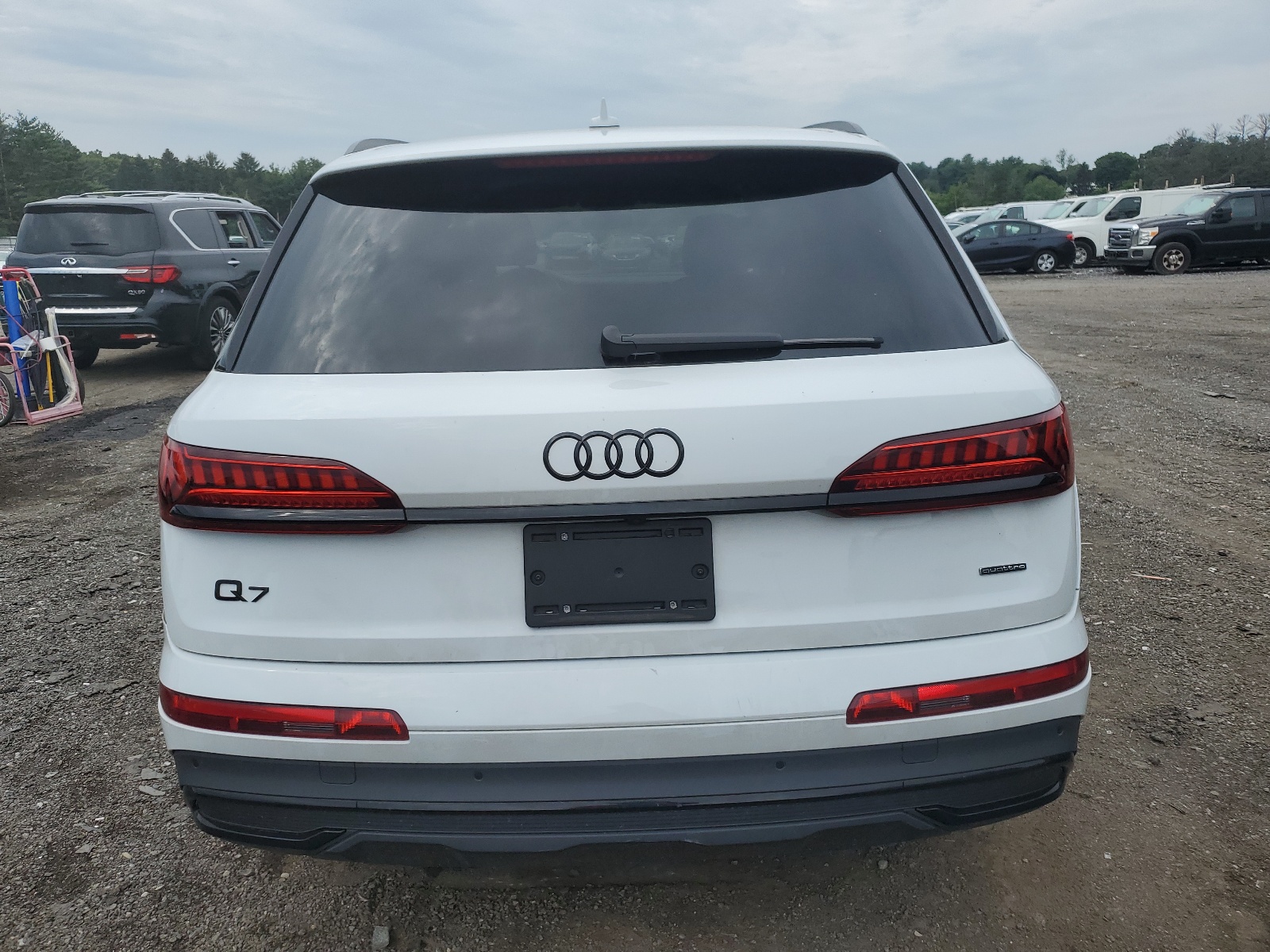 WA1LCBF71PD004107 2023 Audi Q7 Premium Plus