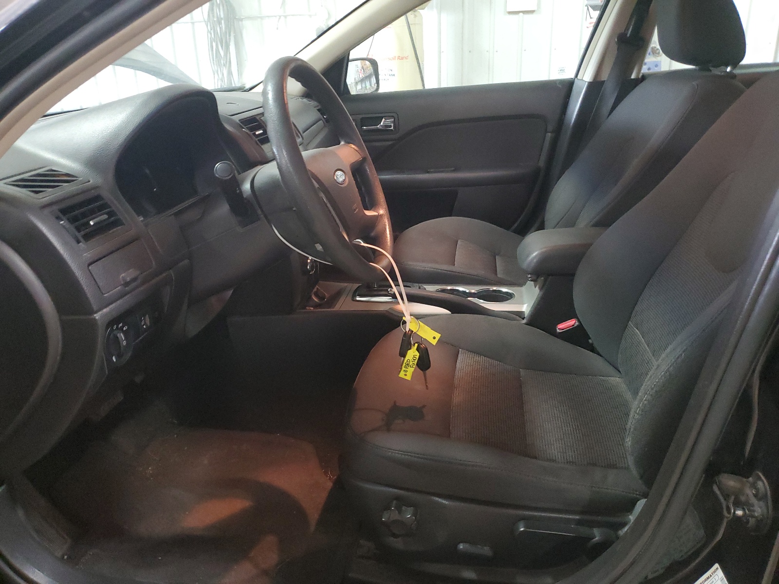 3FAHP0HA9AR405924 2010 Ford Fusion Se