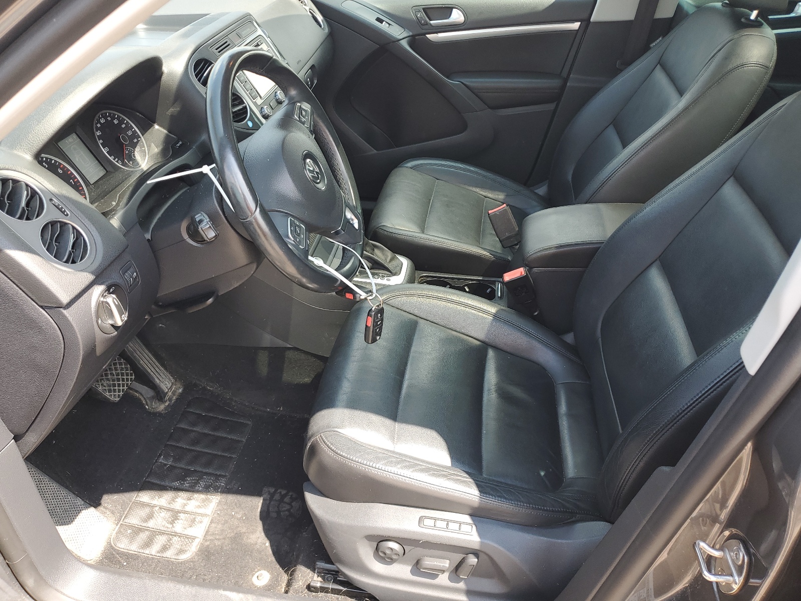 WVGBV3AX3DW618936 2013 Volkswagen Tiguan S