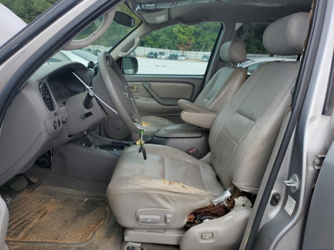 2003 Toyota Sequoia Sr5 VIN: 5TDZT34A93S200279 Lot: 63926354
