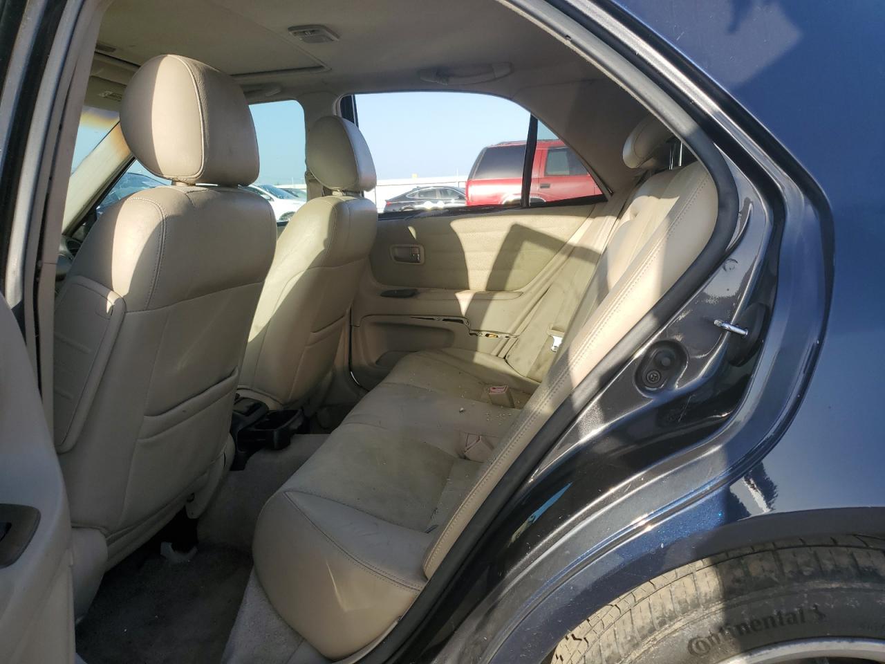 2001 Lexus Is 300 VIN: JTHBD182010022461 Lot: 61413254