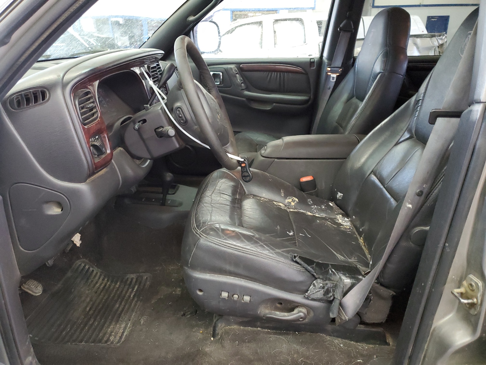 1B4HS28Z0YF174572 2000 Dodge Durango