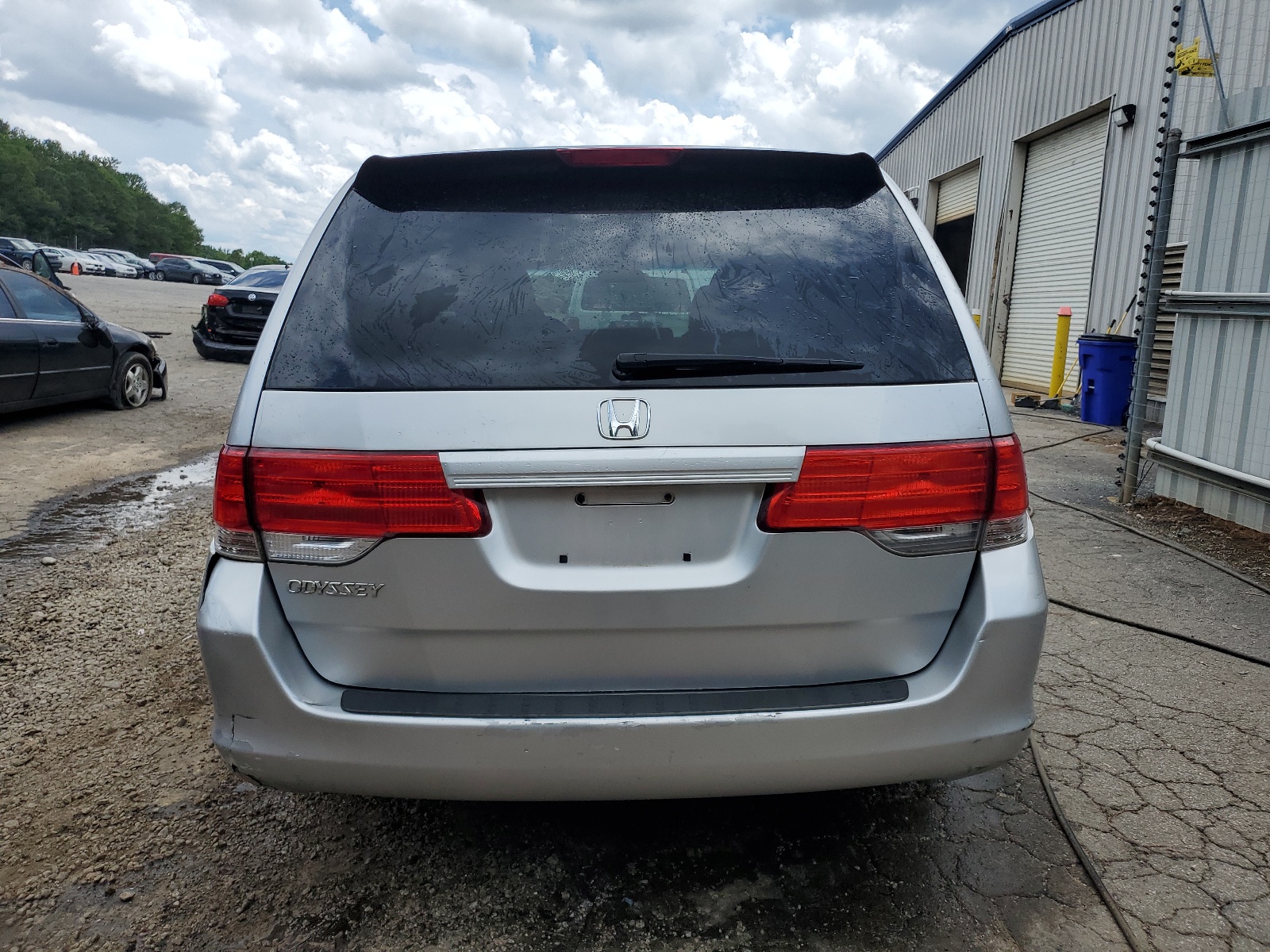 5FNRL3H28AB033126 2010 Honda Odyssey Lx