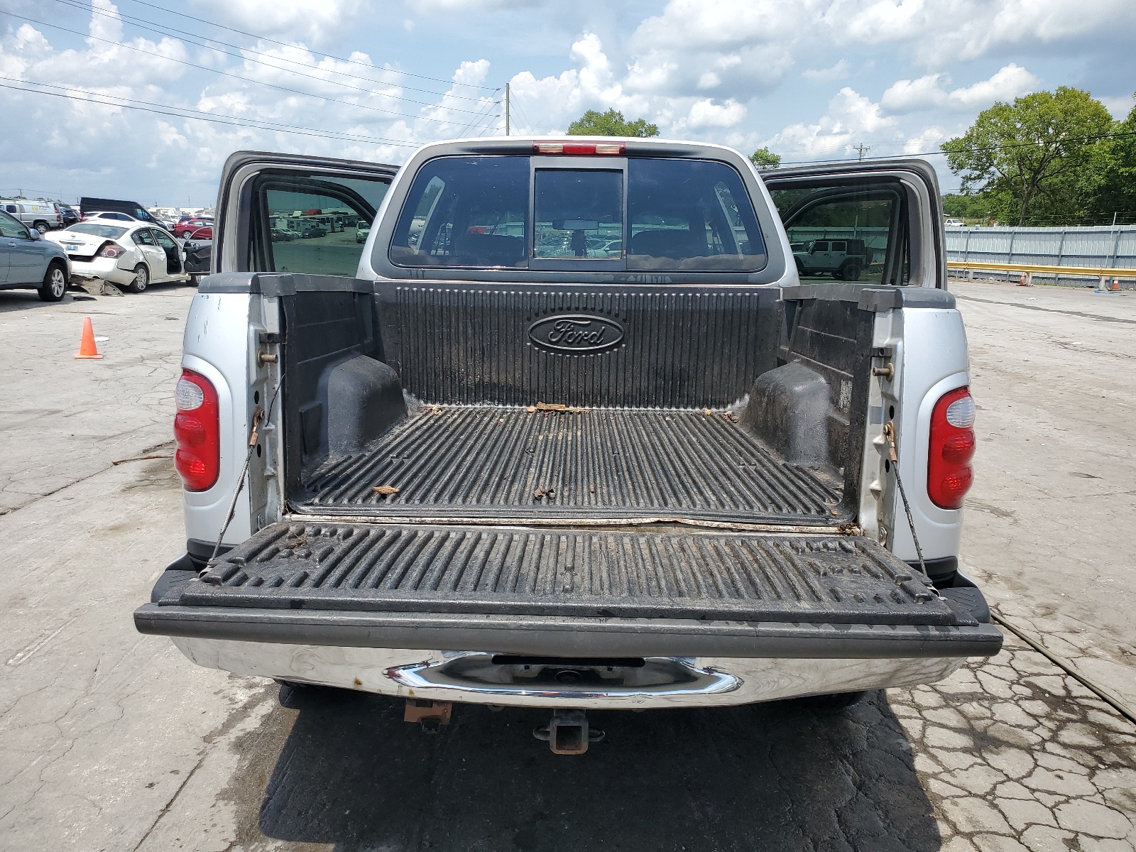 1FTRW08L41KB43866 2001 Ford F150 Supercrew