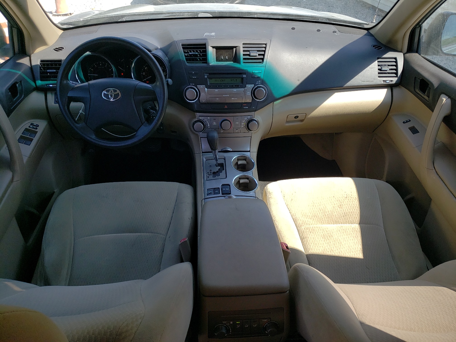 5TDZA3EH1AS005095 2010 Toyota Highlander