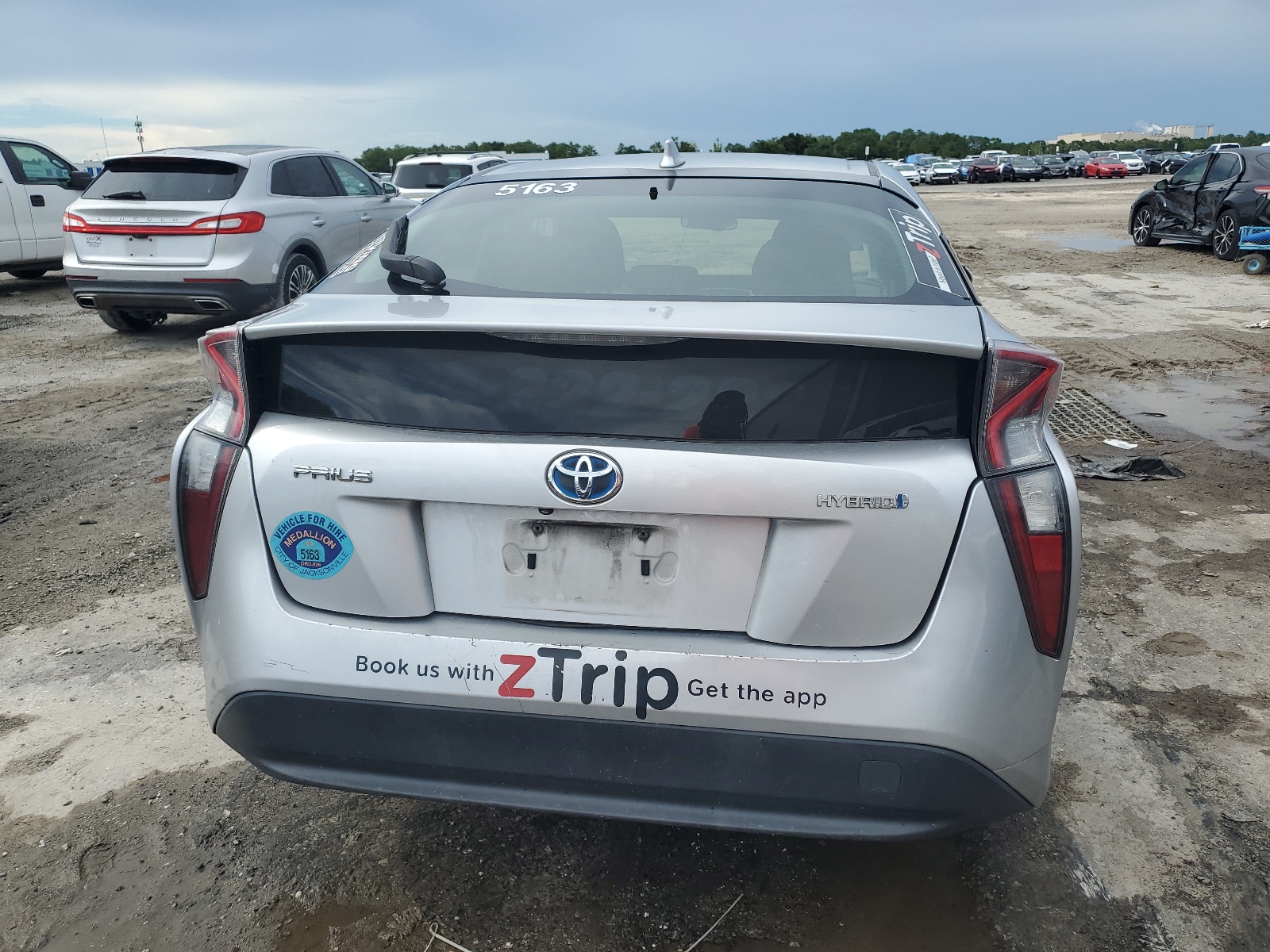 JTDKBRFU0G3506017 2016 Toyota Prius