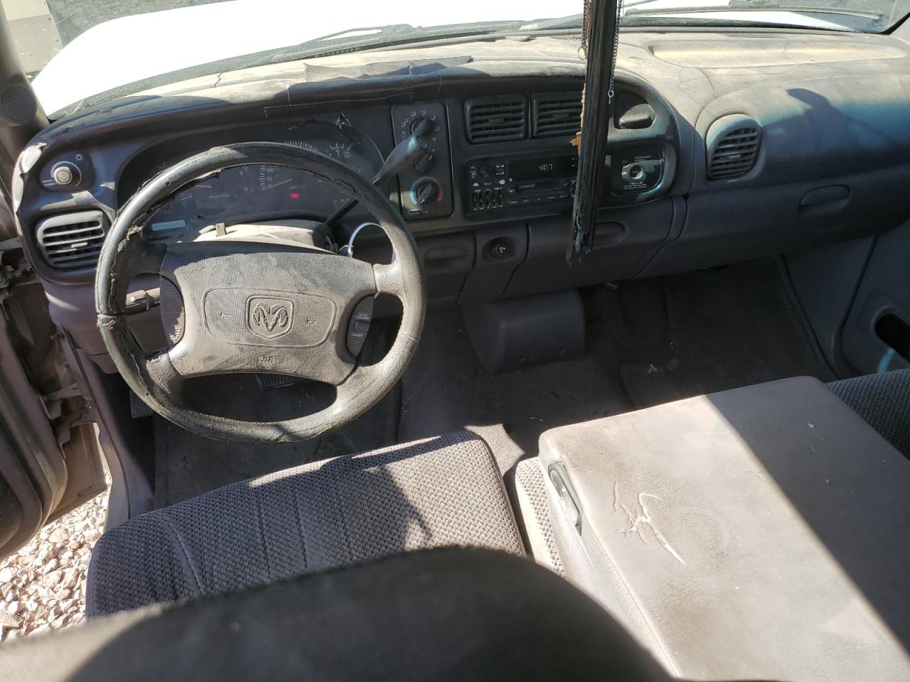 1998 Dodge Ram 1500 VIN: 3B7HC13Z4WG199200 Lot: 63042464