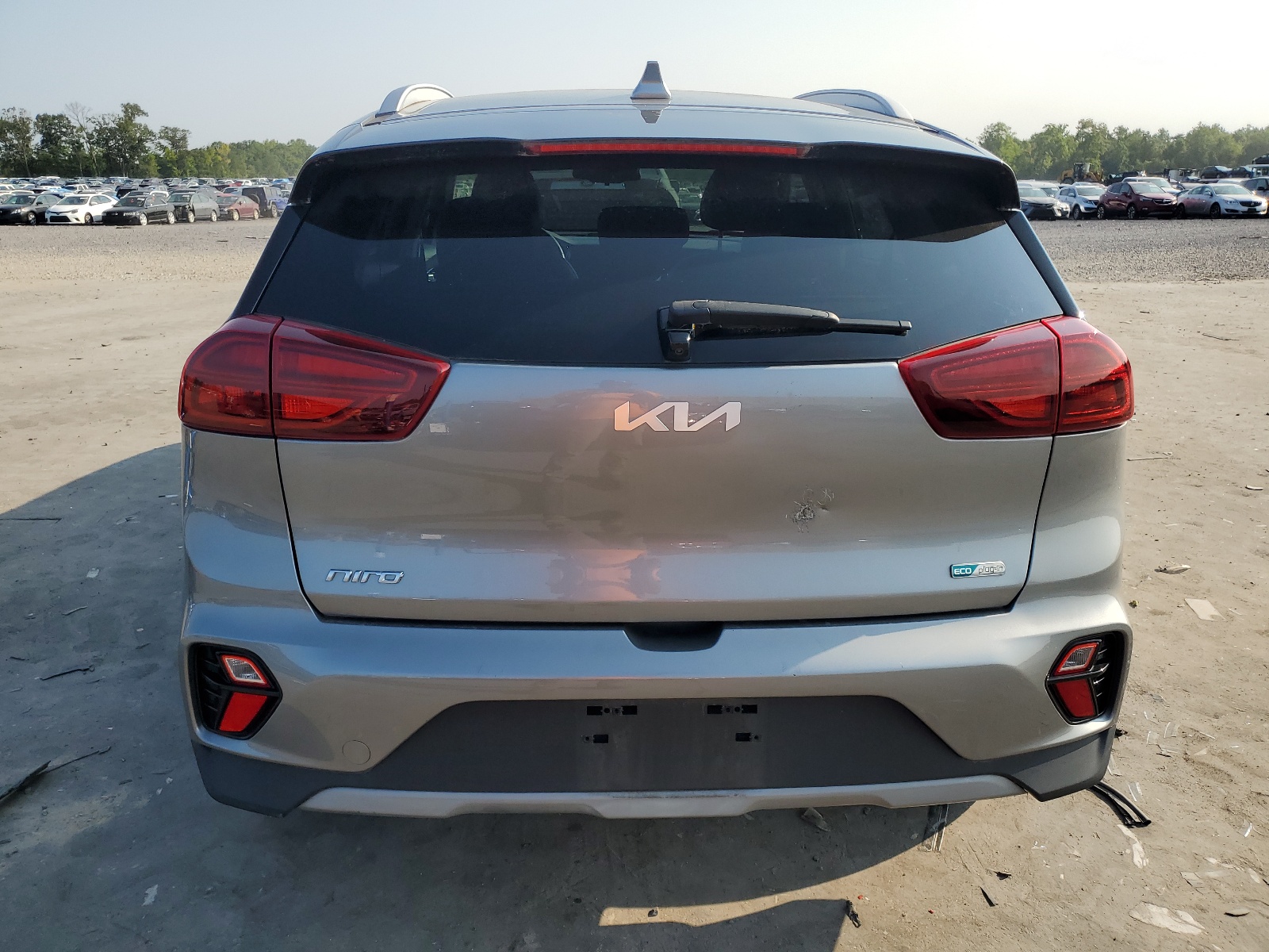 KNDCD3LD2N5547895 2022 Kia Niro Ex