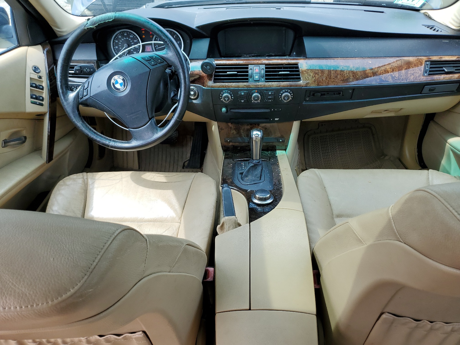 WBANF73526CG68989 2006 BMW 530 Xi