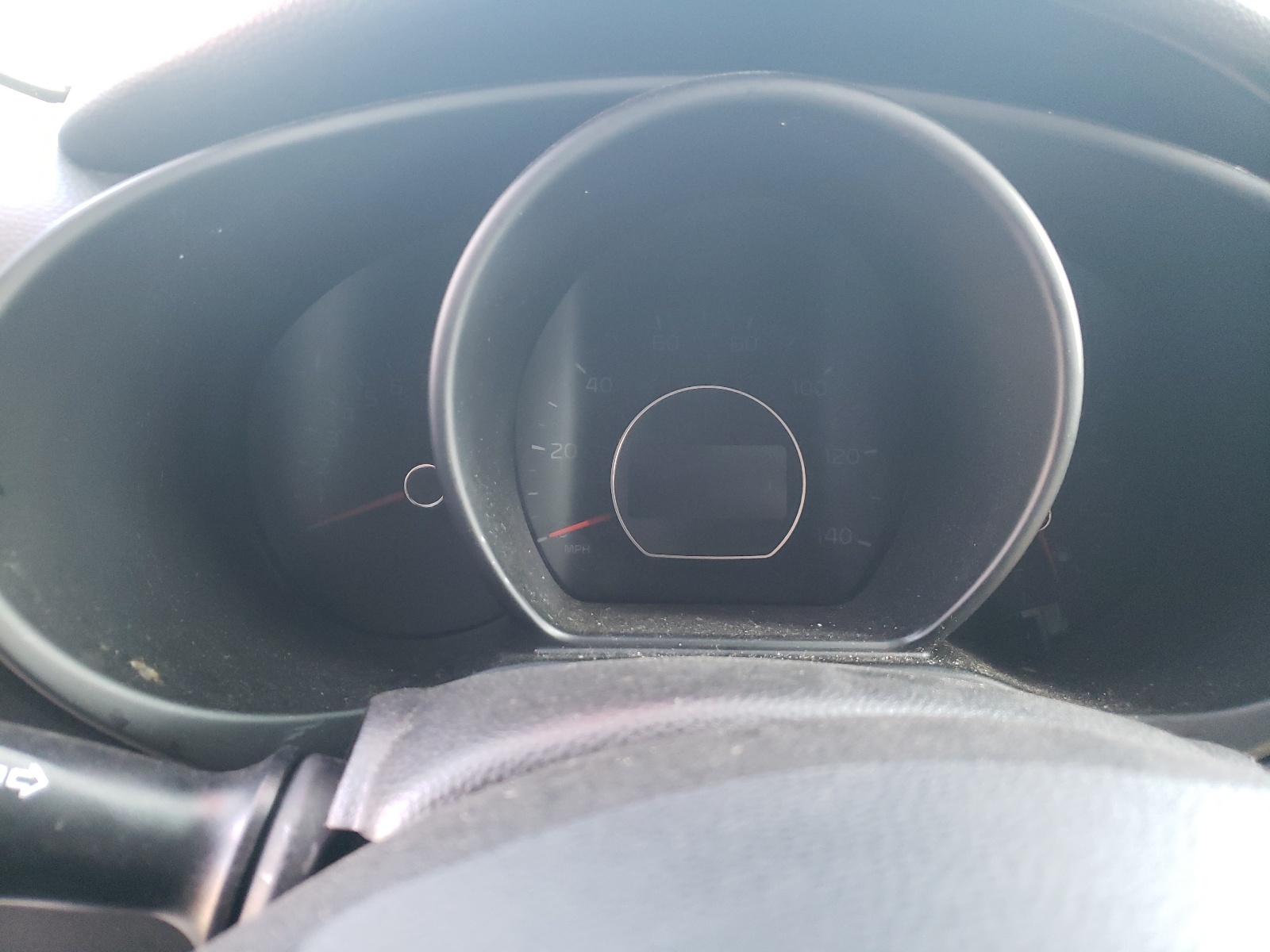 KNDJN2A23J7523894 2018 Kia Soul