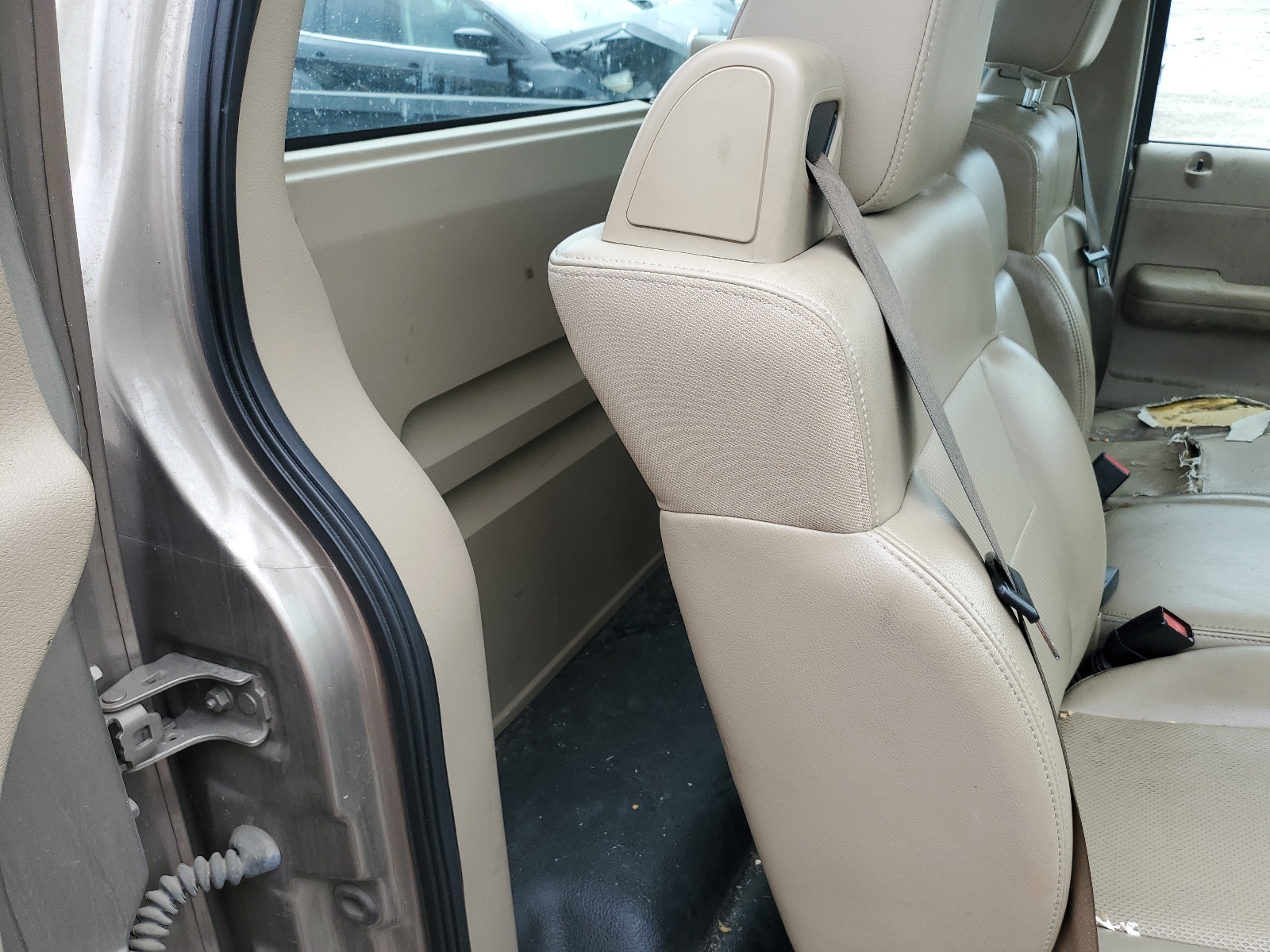 1FTRF12245NC09794 2005 Ford F150