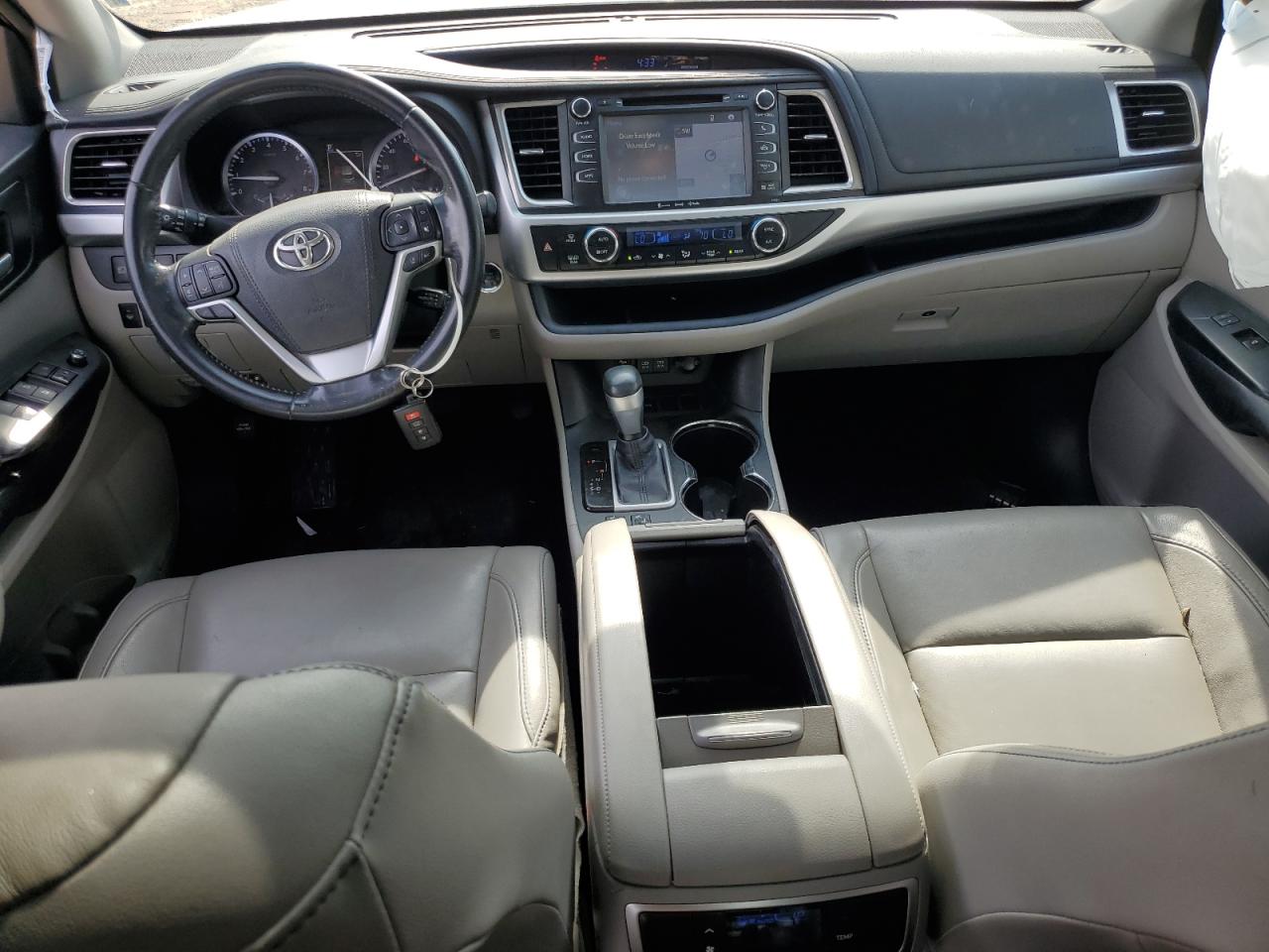 2017 Toyota Highlander Se VIN: 5TDKZRFH1HS215797 Lot: 62967694