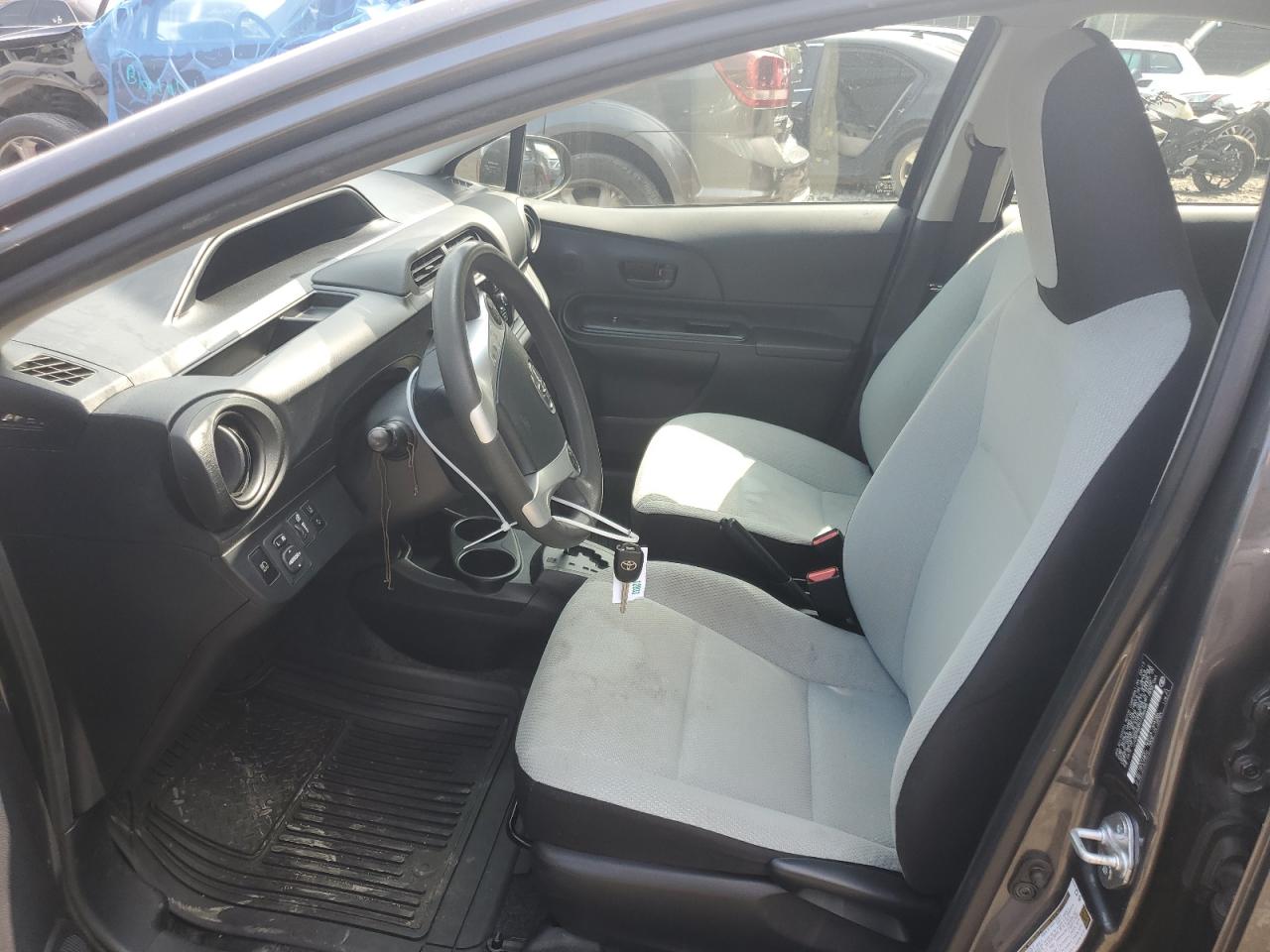 2017 Toyota Prius C VIN: JTDKDTB31H1595095 Lot: 64551204