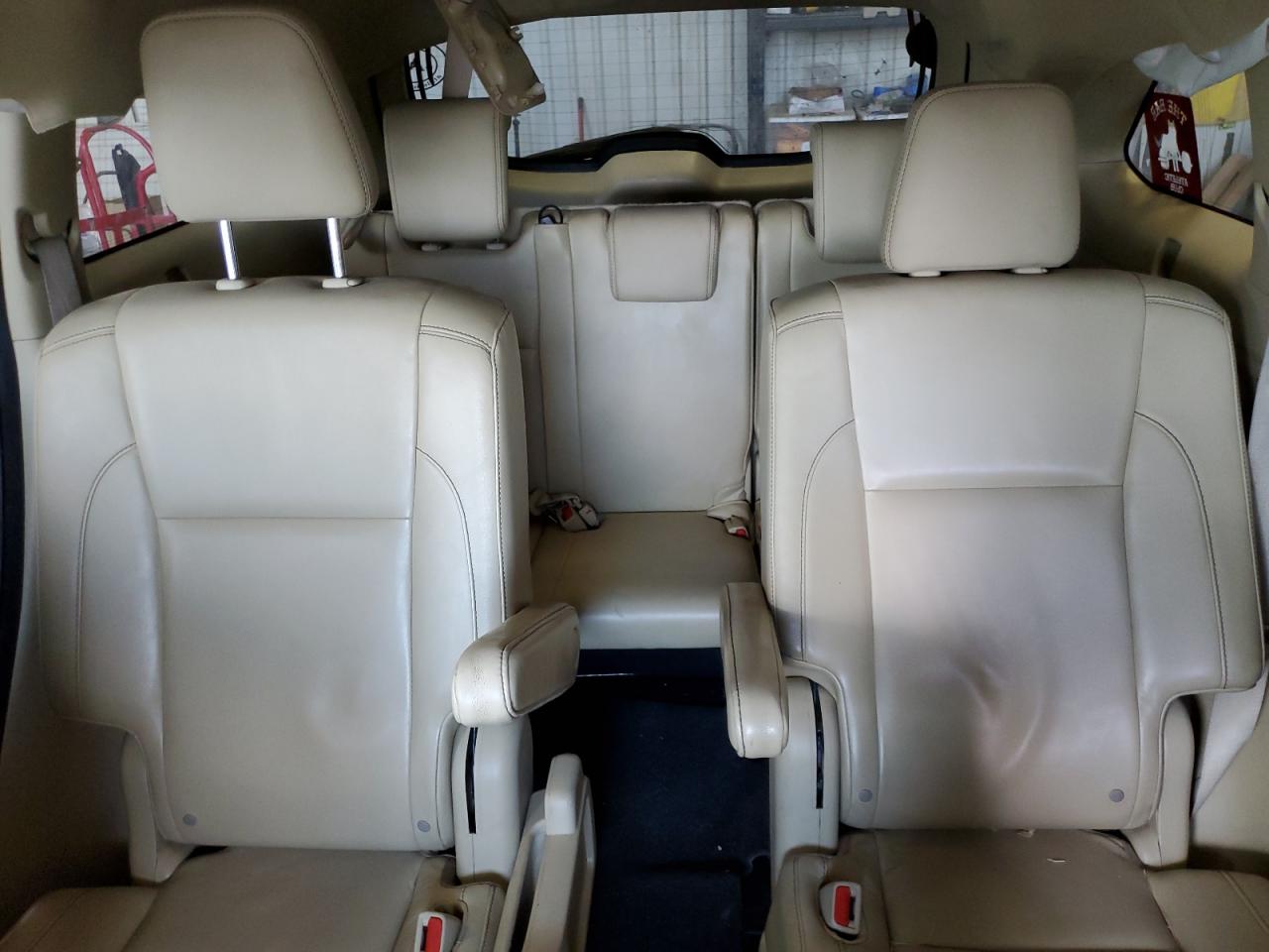 2015 Toyota Highlander Xle VIN: 5TDKKRFH3FS046058 Lot: 63610424