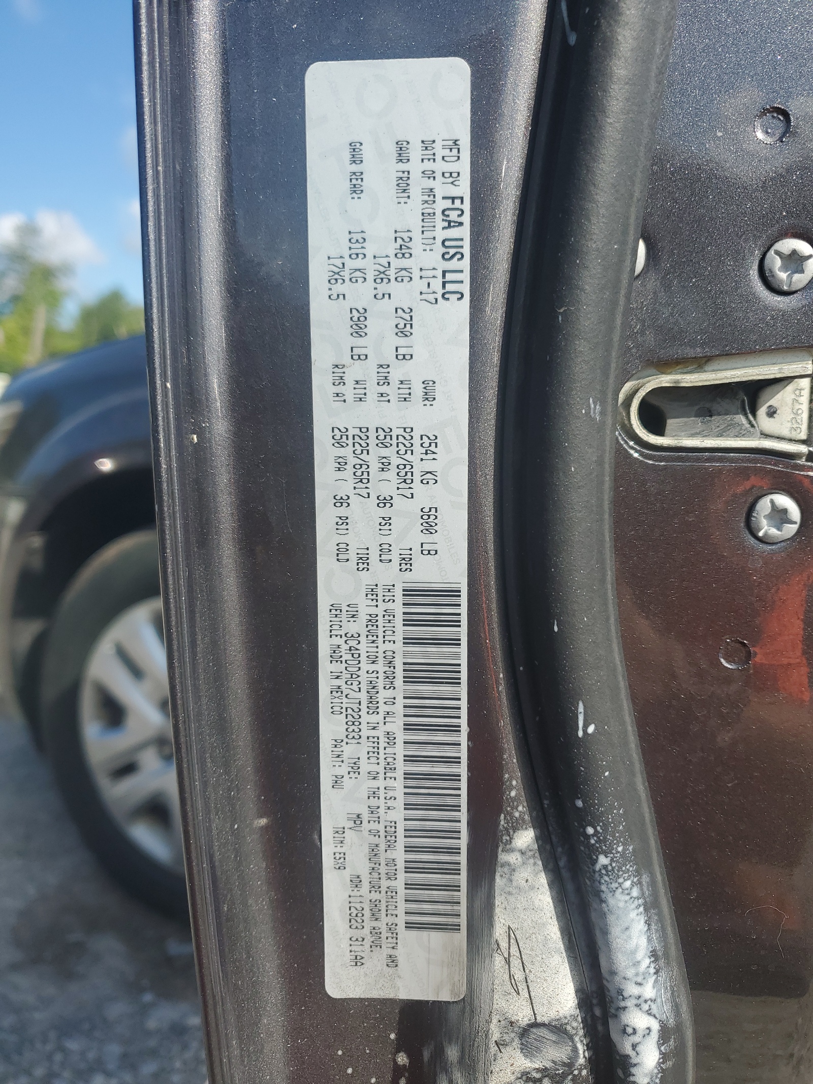 3C4PDDAG7JT228331 2018 Dodge Journey Se