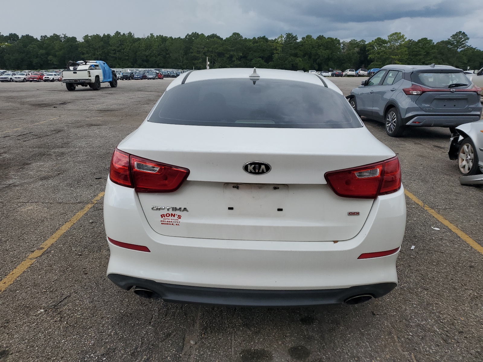 2015 Kia Optima Lx vin: KNAGM4A73F5605726