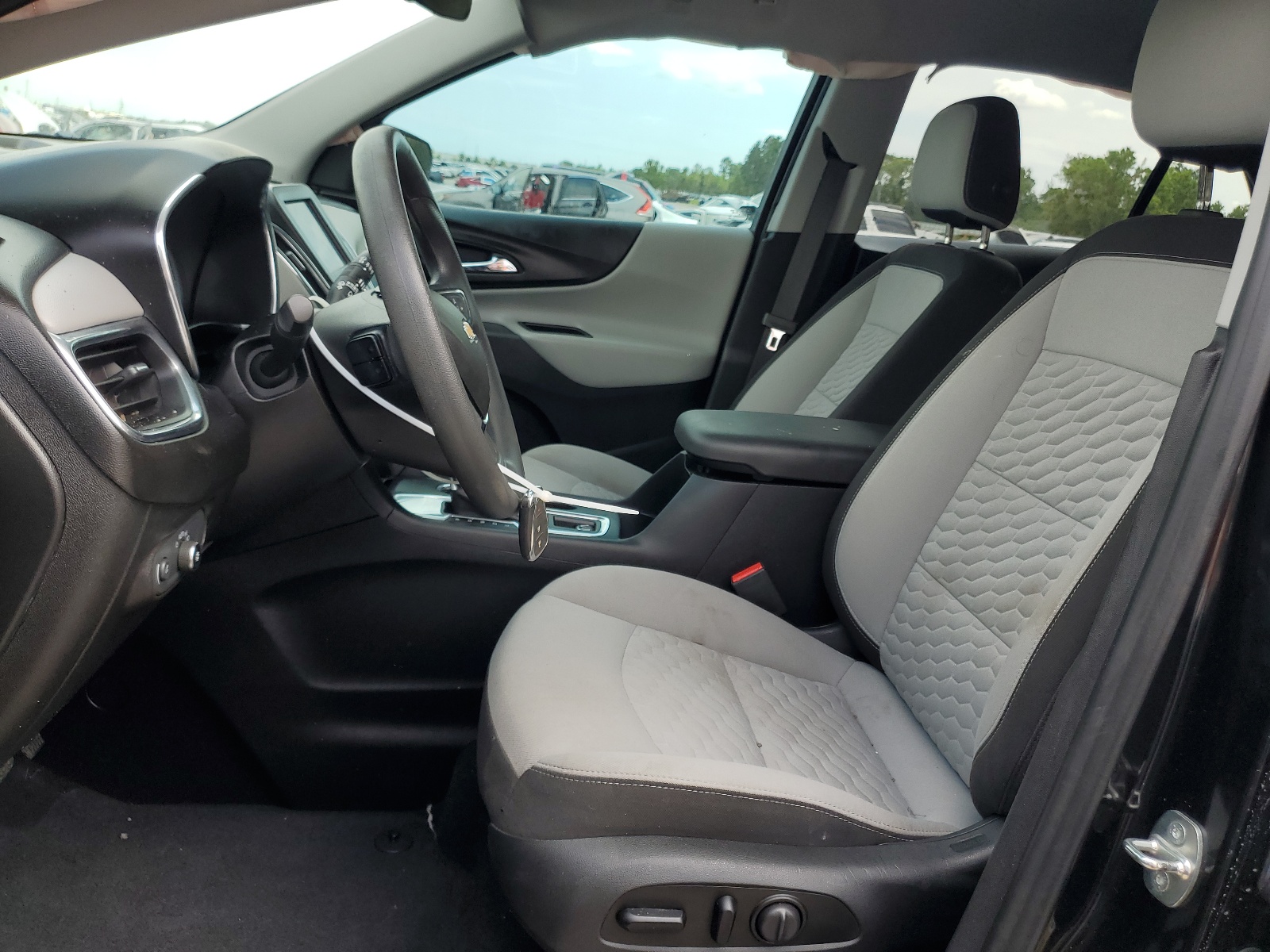 2GNAXHEV0L6267449 2020 Chevrolet Equinox Ls