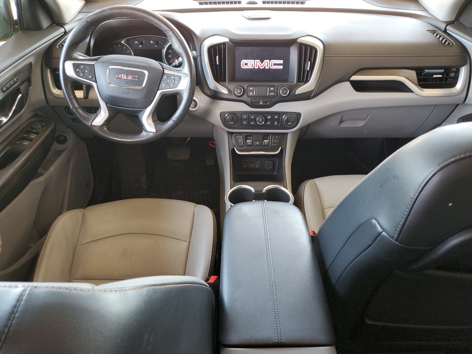 3GKALVEV2KL375654 2019 GMC Terrain Slt