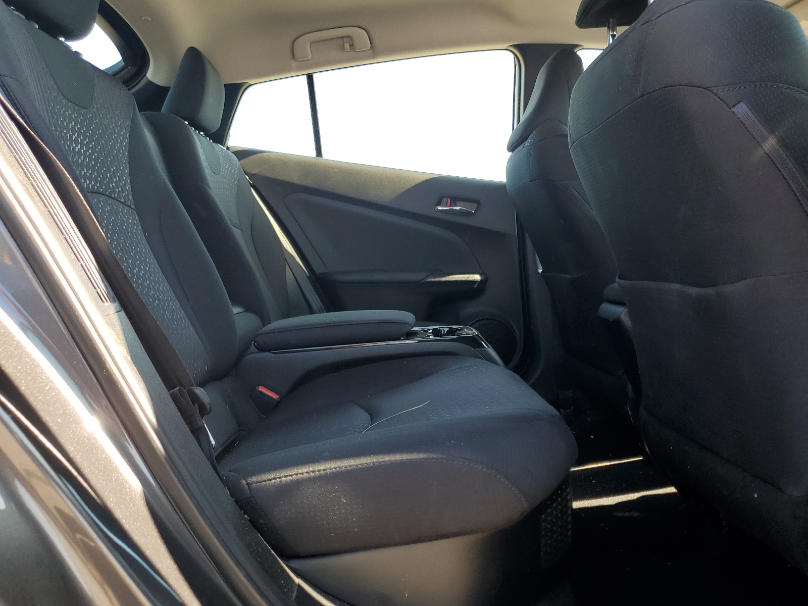 JTDKARFP0H3057758 2017 Toyota Prius Prime