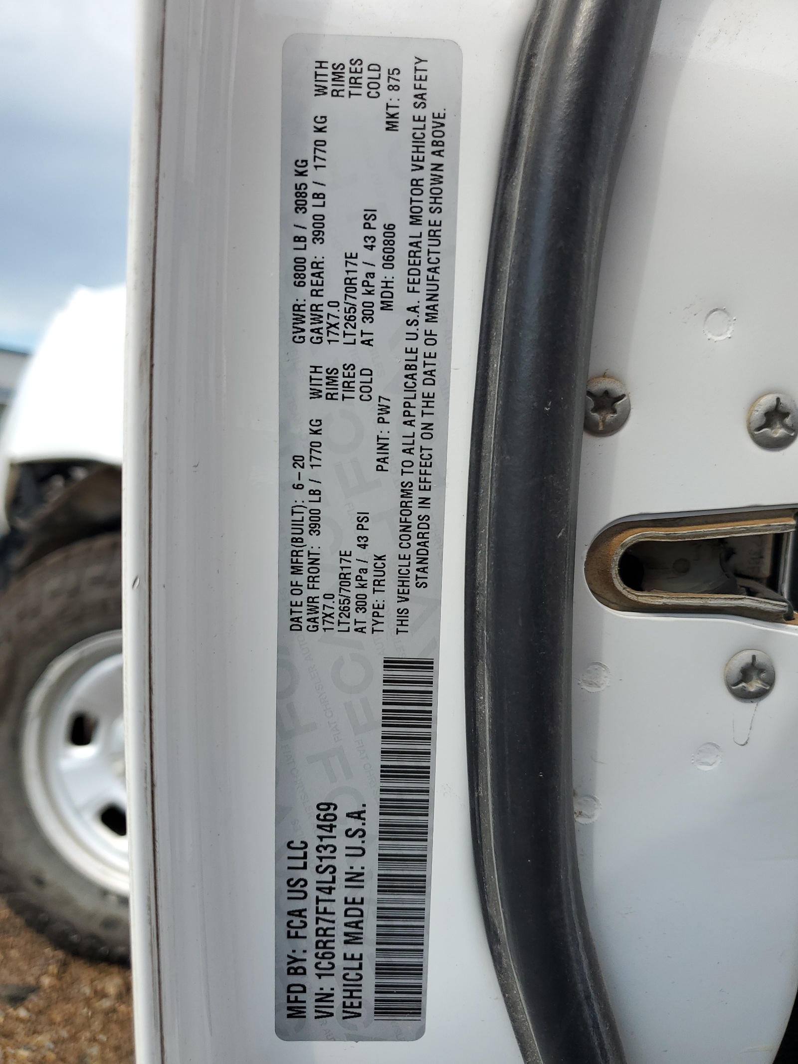 1C6RR7FT4LS131469 2020 Ram 1500 Classic Tradesman