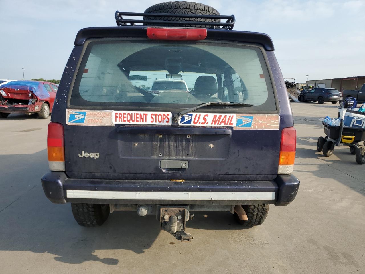 1999 Jeep Cheerokee VIN: 1J4FJB8S0XL584637 Lot: 63993454