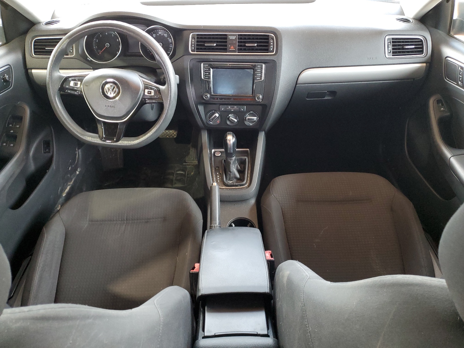 3VWD67AJ7GM245561 2016 Volkswagen Jetta Se