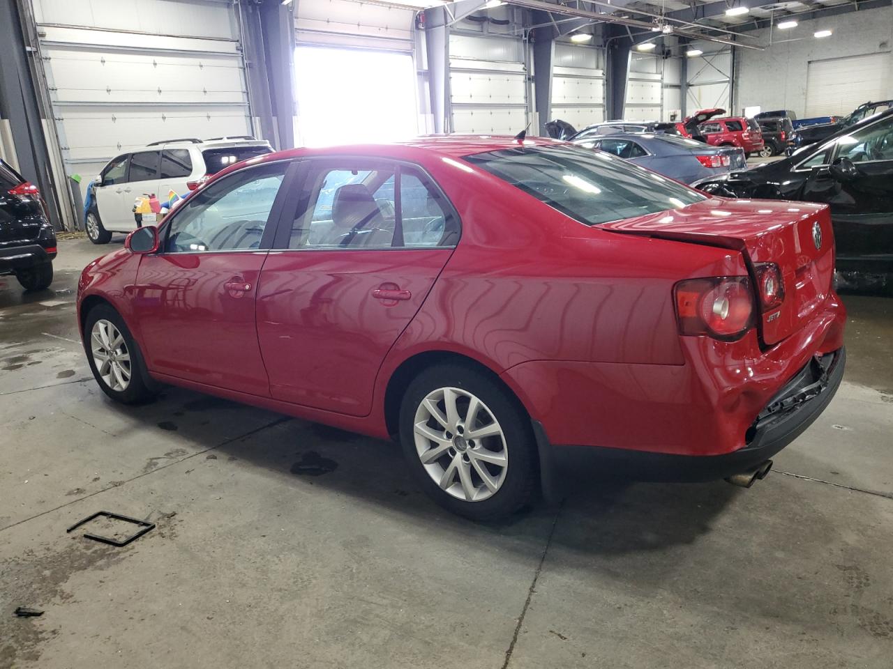 2010 Volkswagen Jetta - Image 2