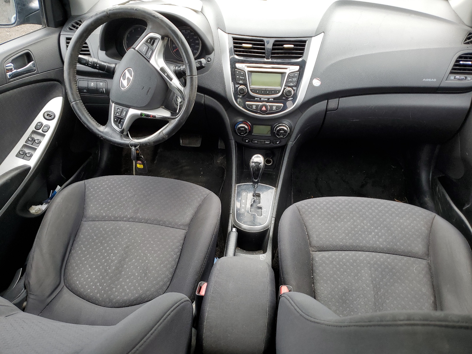 KMHCU5AE1DU102345 2013 Hyundai Accent Gls