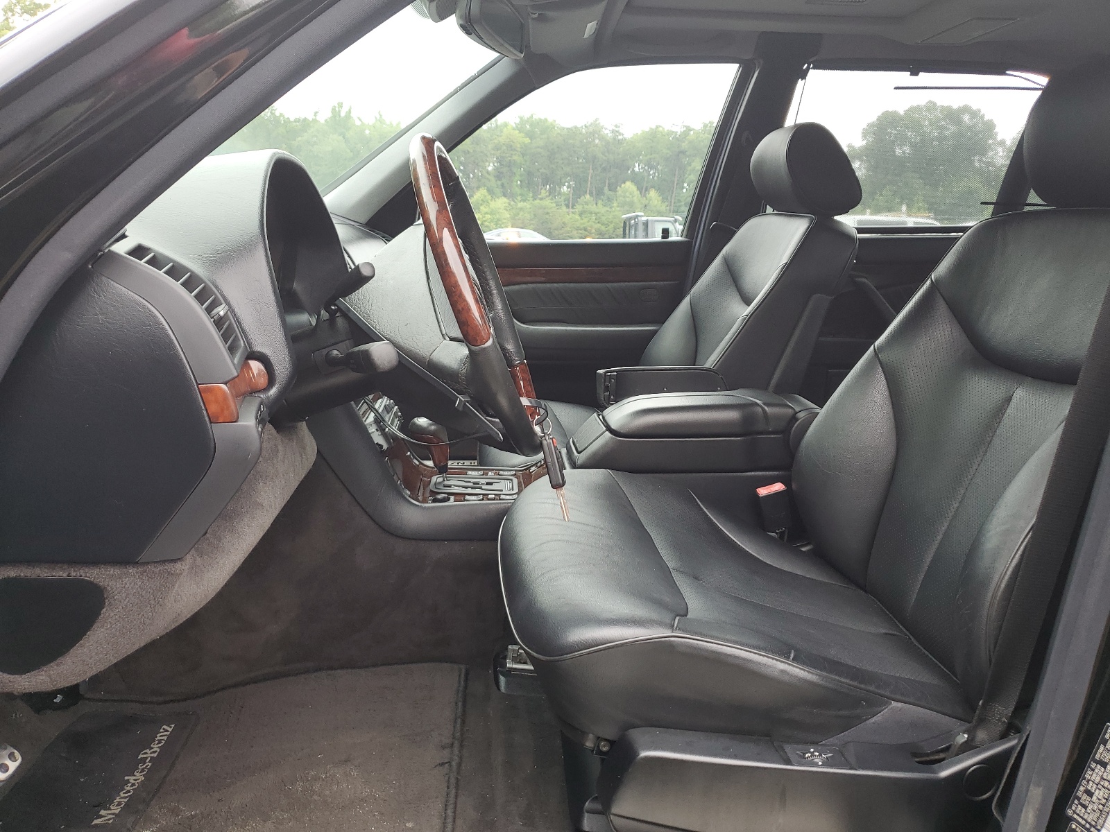 WDBGA51G3WA390887 1998 Mercedes-Benz S 500